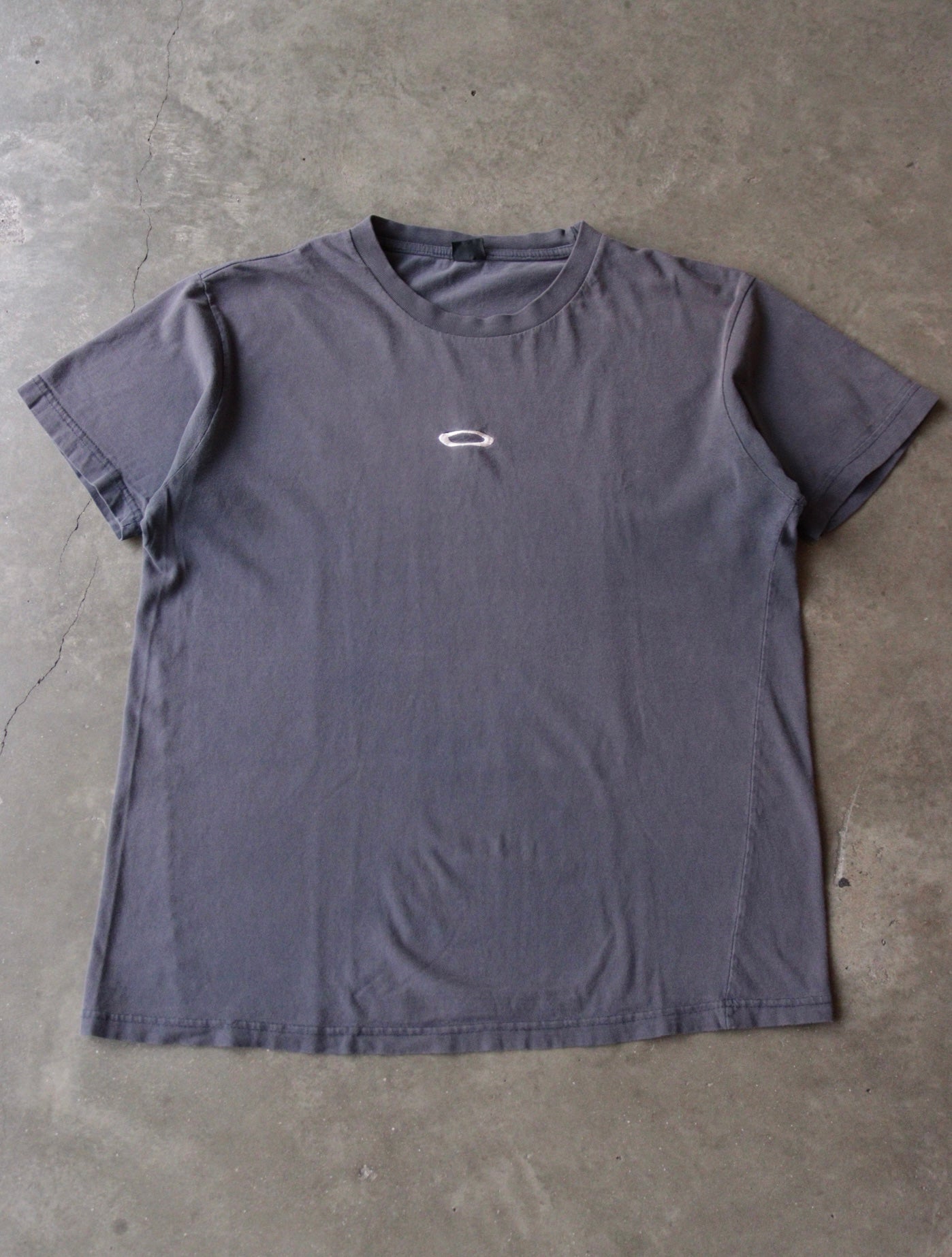 2000S OAKLEY FADED TEE – TWO FOLD