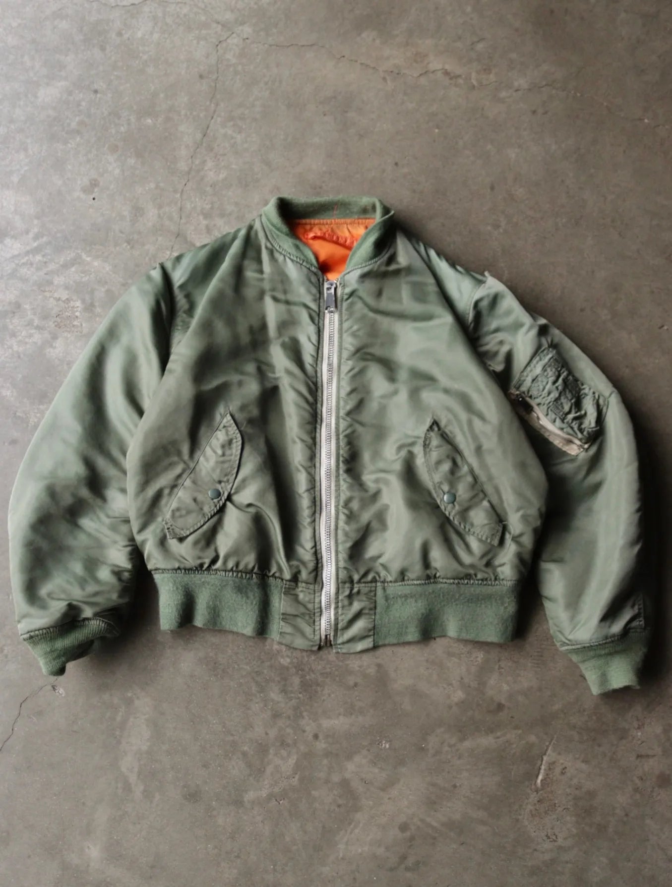 1960S ALPHA INDUSTRIES MA-1 SAGE GREEN BOMBER JACKET – TWO FOLD 1960S ALPHA INDUSTRIES MA-1 SAGE GREEN BOMBER JACKET – TWO FOLD