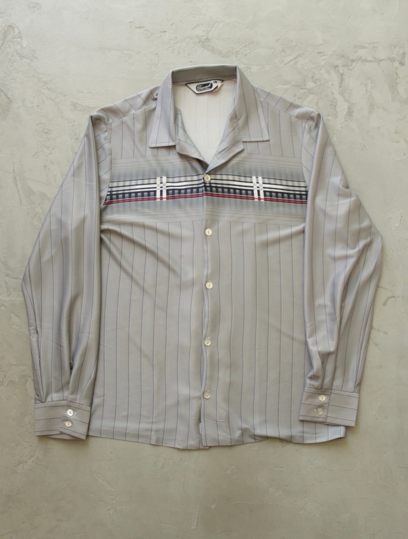 1980S GRAY BUTTON UP SHIRT - TWO FOLD