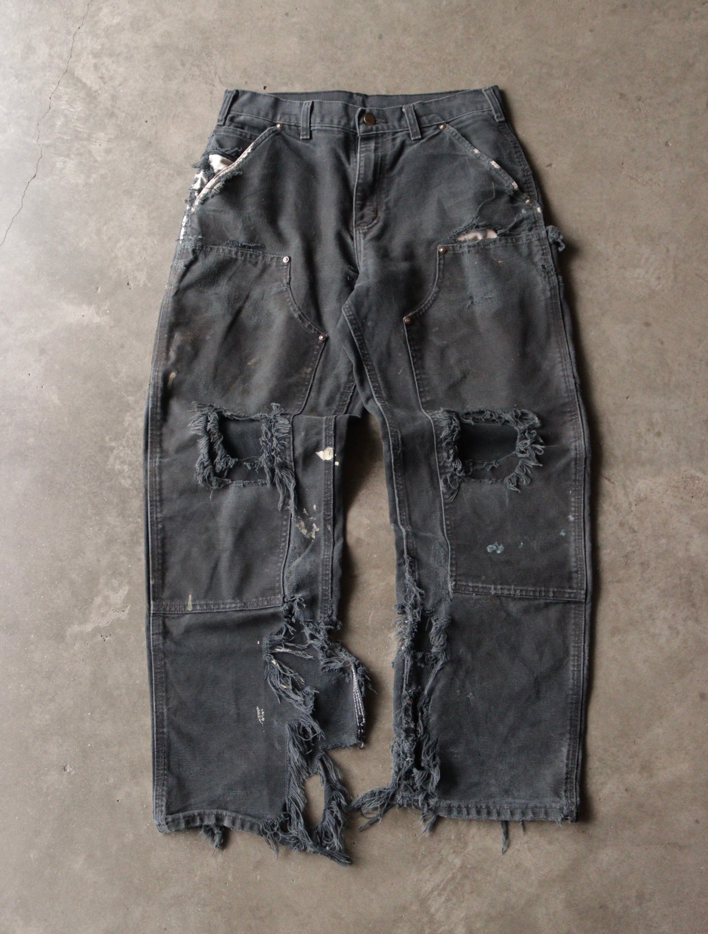 CARHARTT THRASHED FADED DOUBLE KNEE WORK PANTS – TWO FOLD CARHARTT THRASHED FADED DOUBLE KNEE WORK PANTS – TWO FOLD