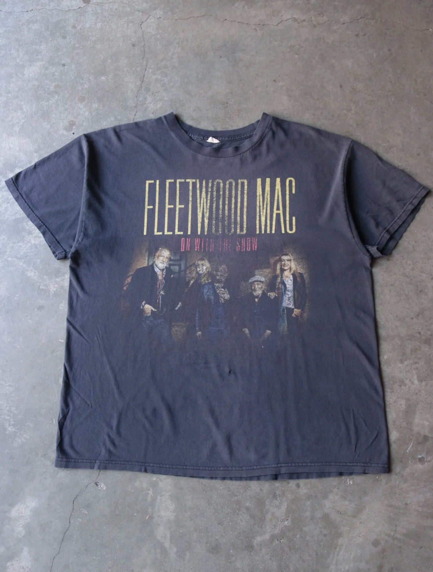 2010S FLEETWOOD MAC BAND TEE