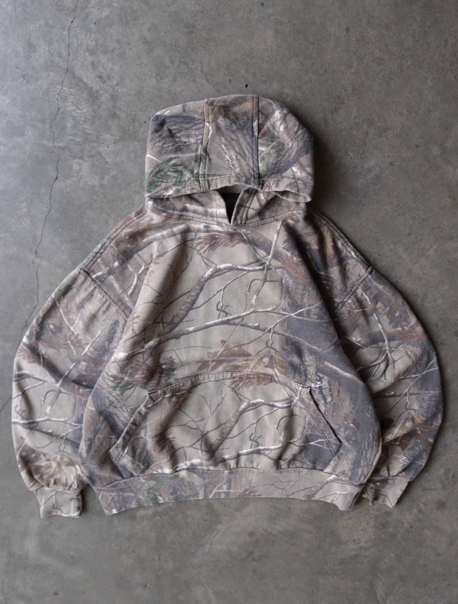 2000S CAMO BOXY HOODED SWEATSHIRT
