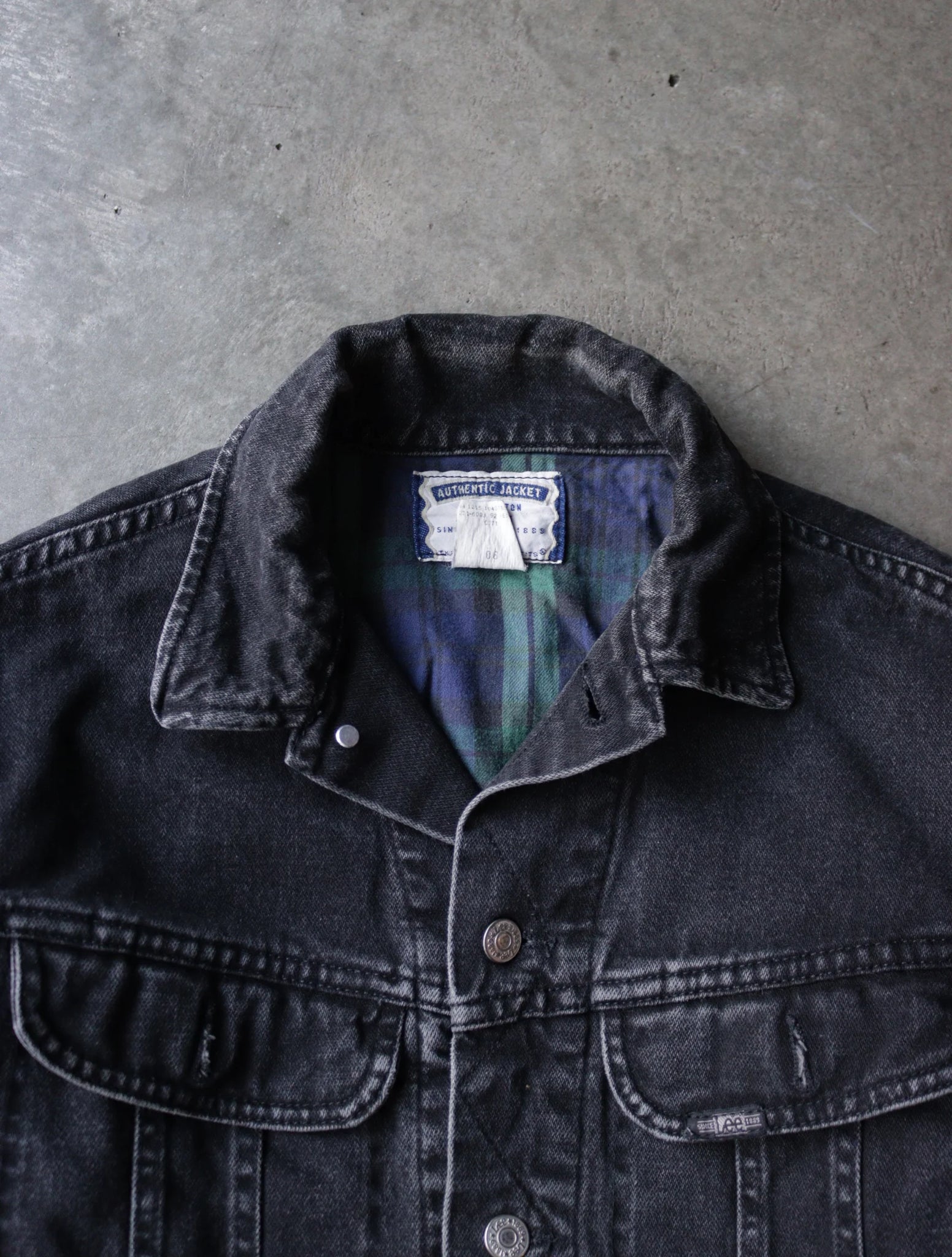 1990S FADED BLACK FLANNEL LINED DENIM JACKET