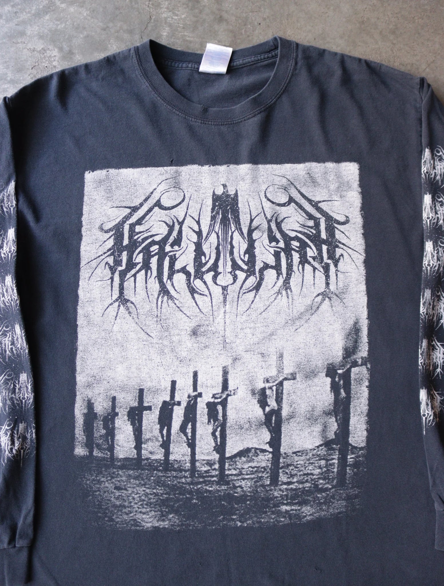 2000S CRUCIFY TEE