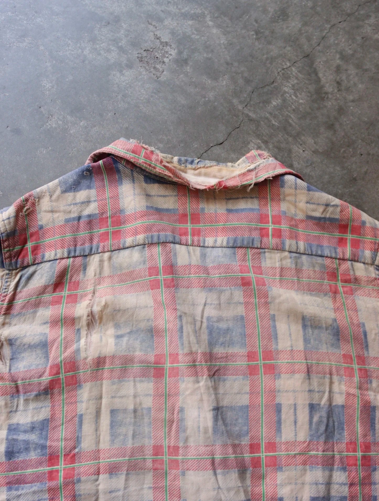 1960S DISTRESSED FARM REPAIRED BUTTON UP SHIRT