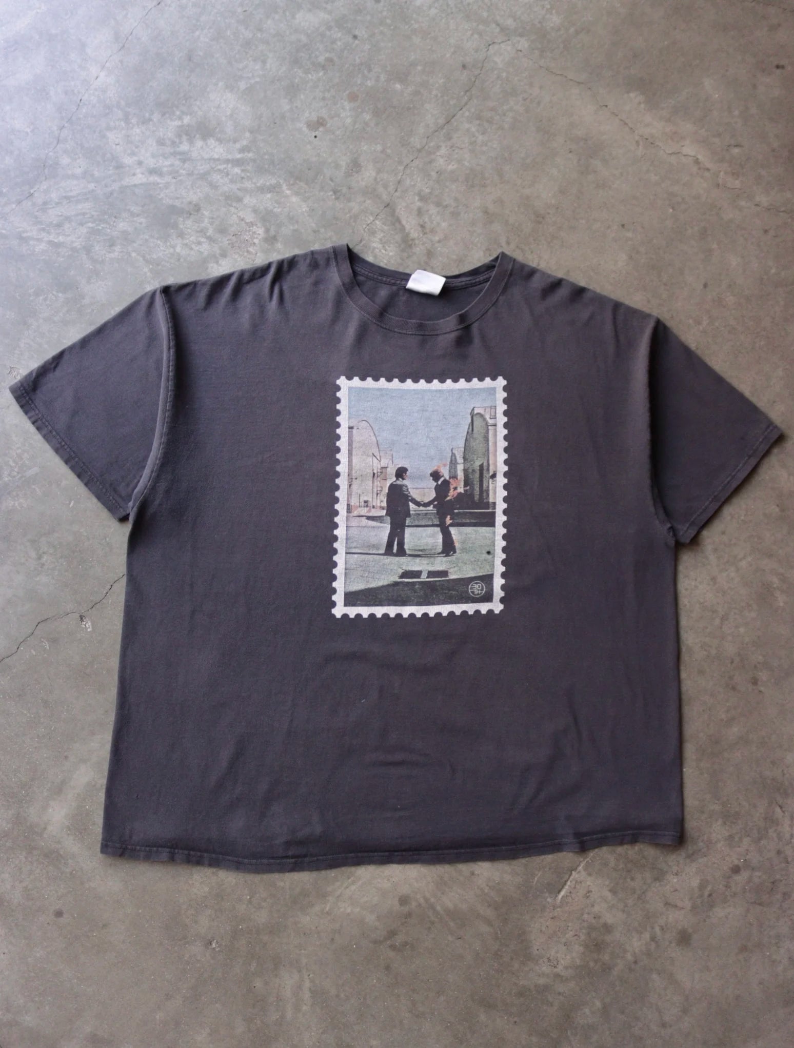 2000S FADED PINK FLOYD TEE