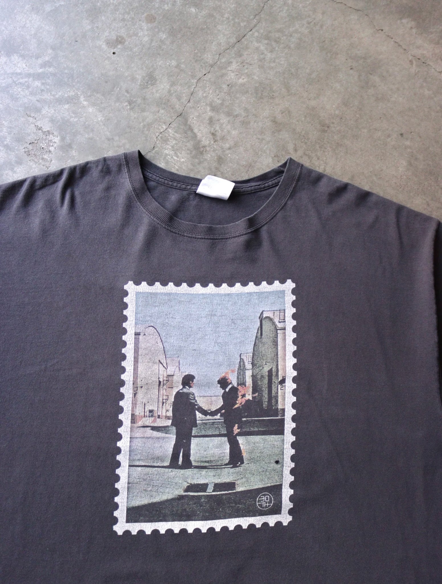 2000S FADED PINK FLOYD TEE