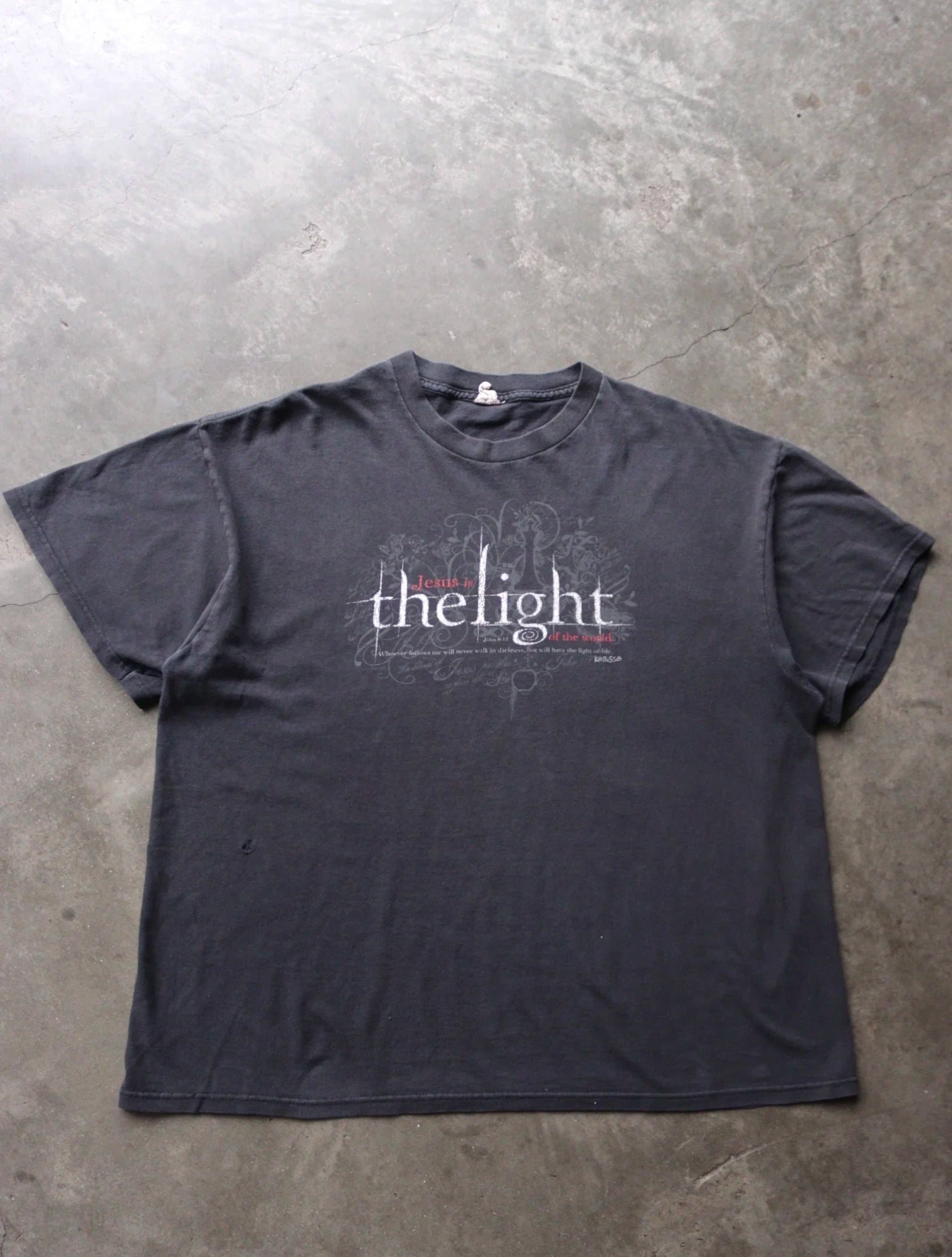 2000S THE LIGHT JESUS TEE