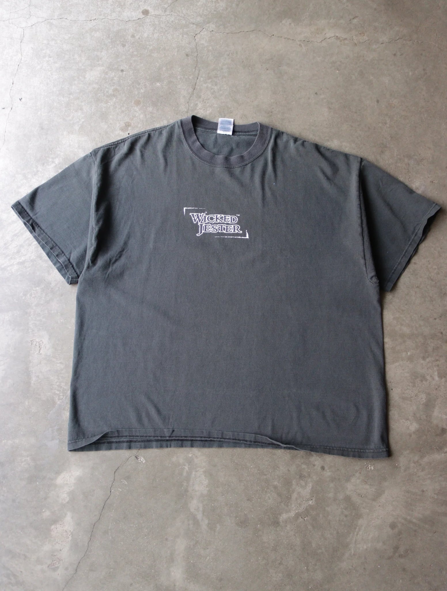 2000S WICKED JESTER TEE
