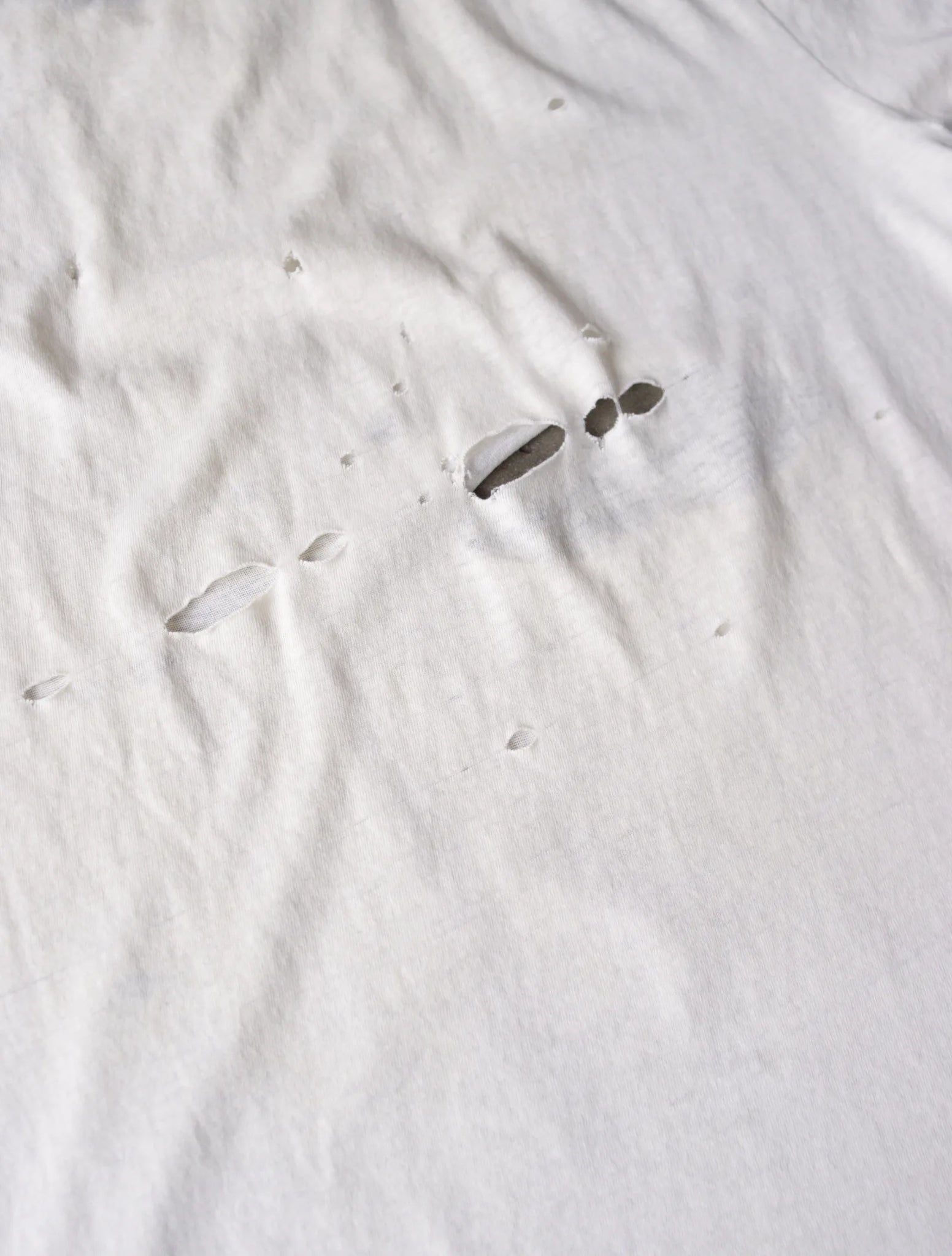 1970S DISTRESSED BLANK TEE