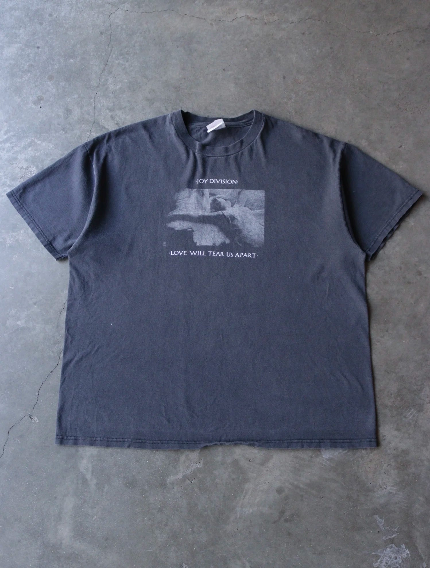 2000S JOY DIVISION BAND TEE