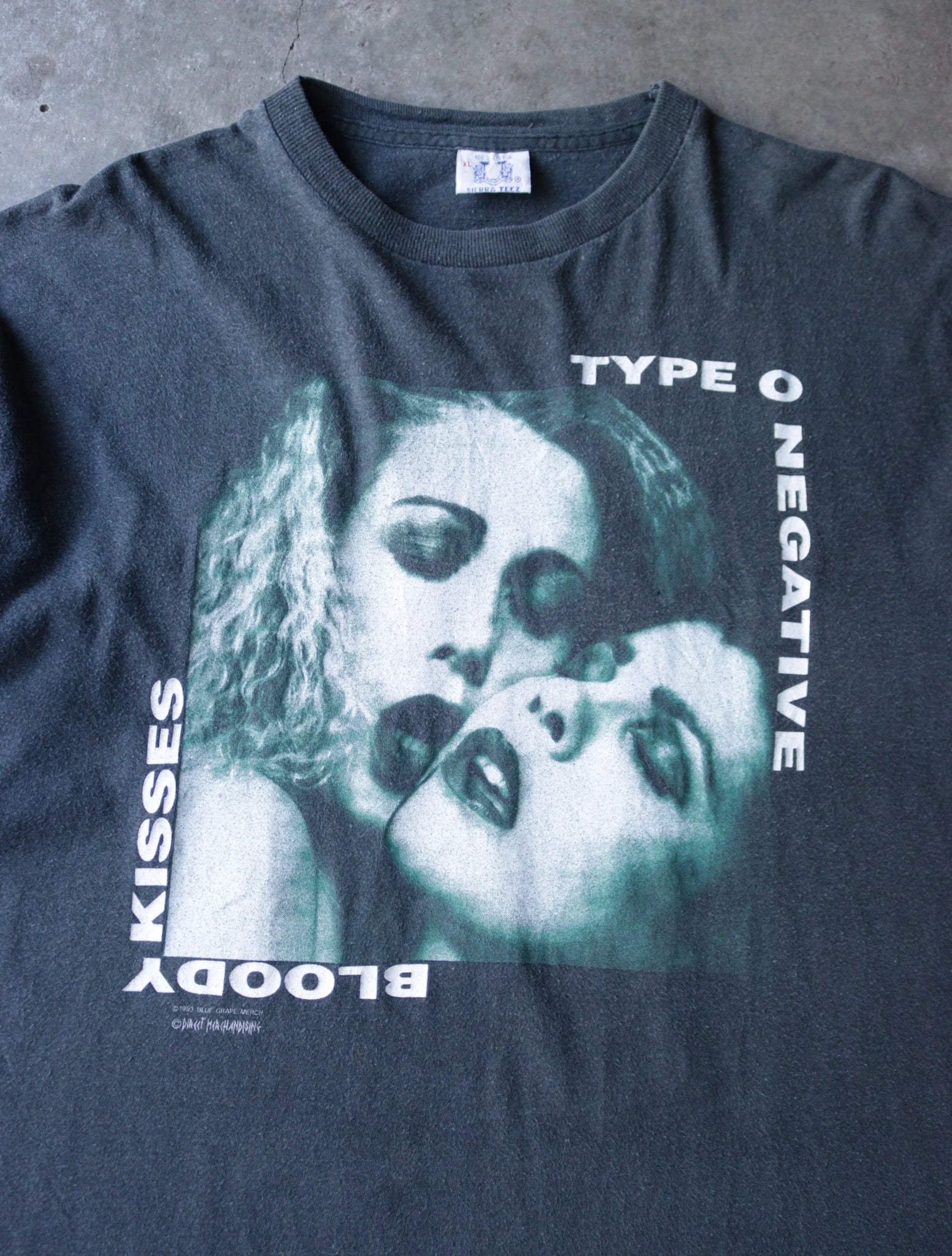 1990S TYPE O NEGATIVE BLOODY KISSES BAND TEE