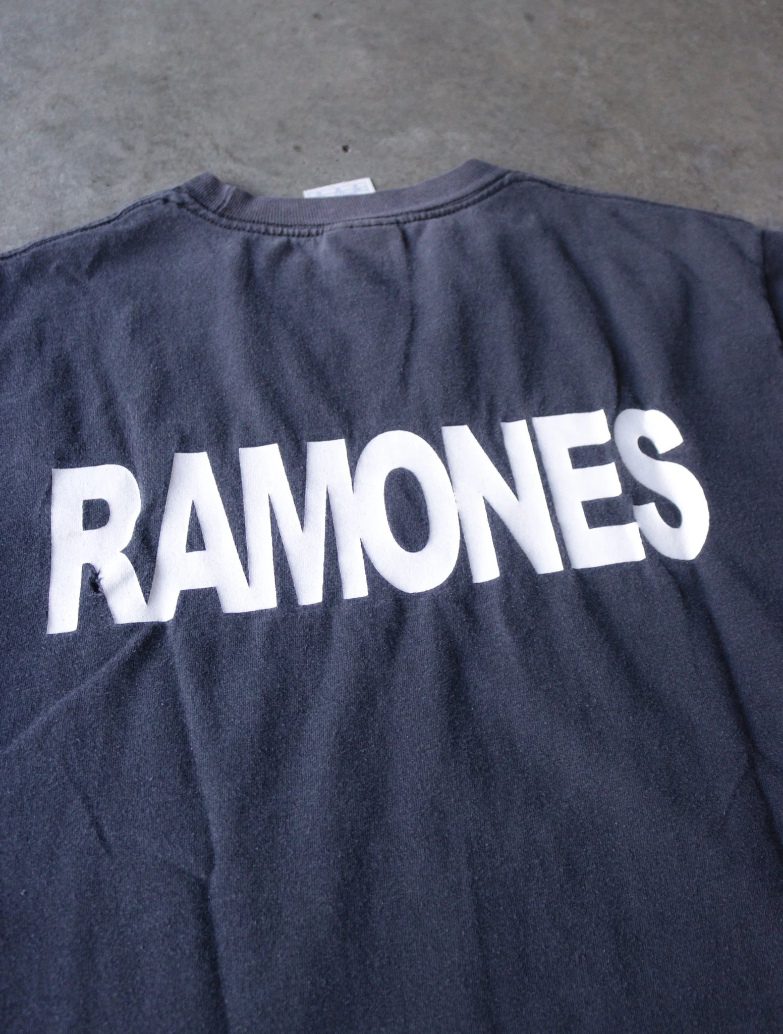 2000S RAMONES BAND TEE