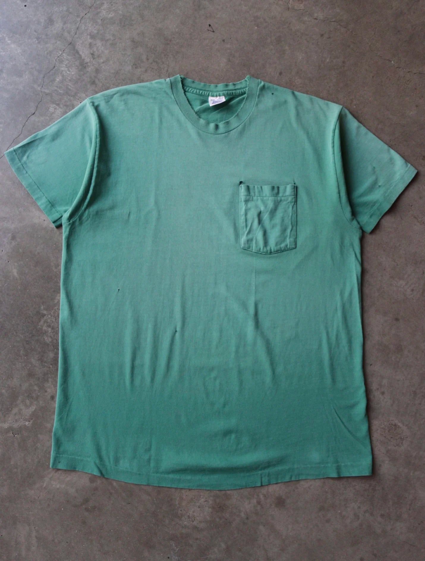2000S BLANK FADED POCKET TEE