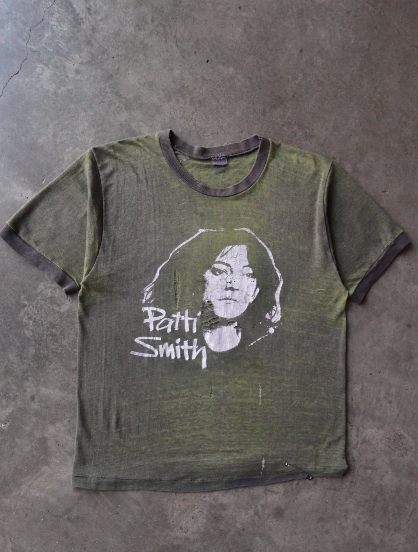 1990S DISTRESSED PATTI SMITH RINGER TEE