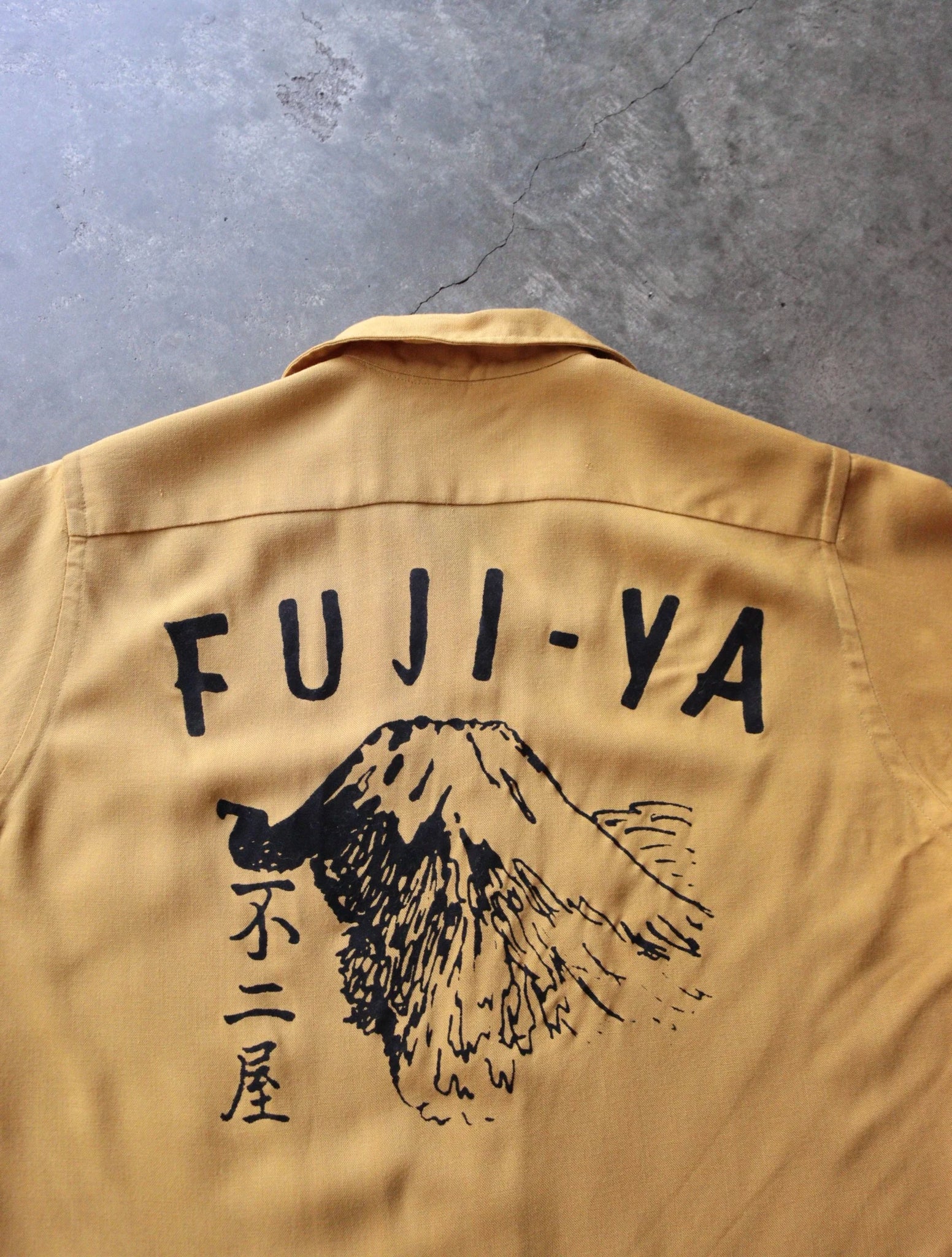 1960S MT FUJI CHAINSTITCHED RAYON BUTTON UP SHIRT