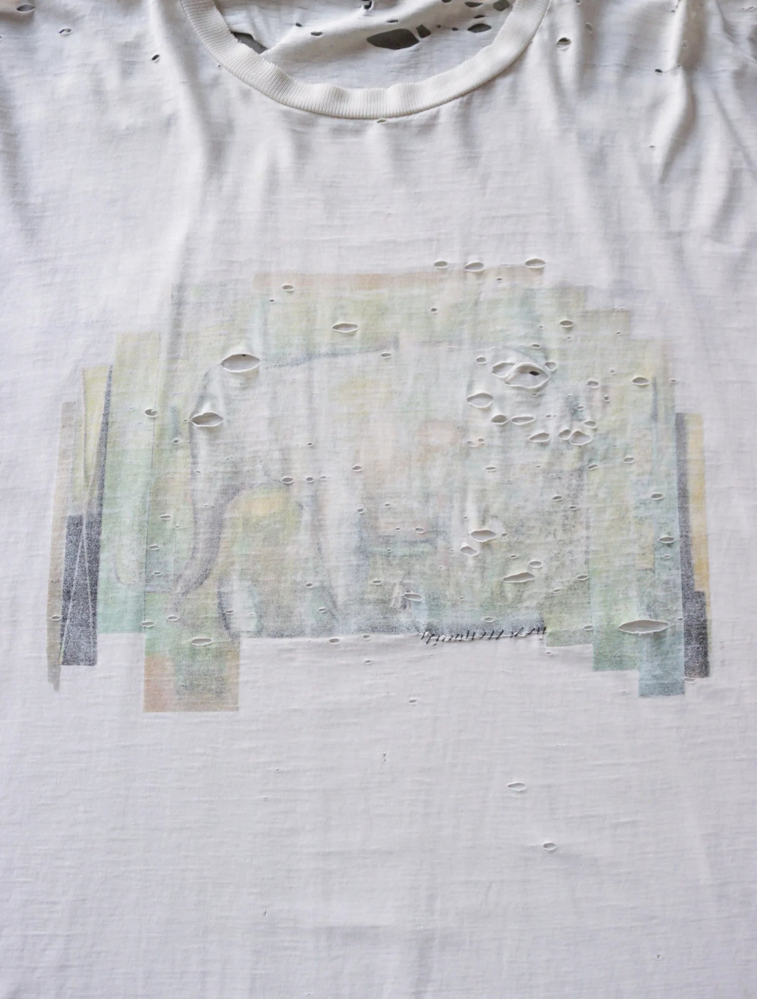 1990S FADED DISTRESSED GRAPHIC TEE