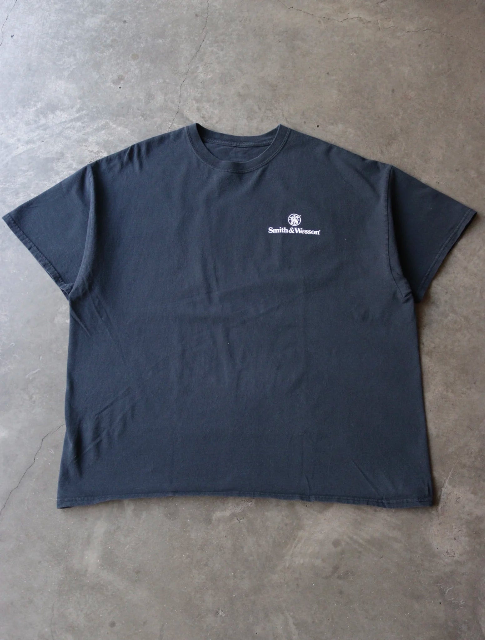 2000S SMITH AND WESSON TEE