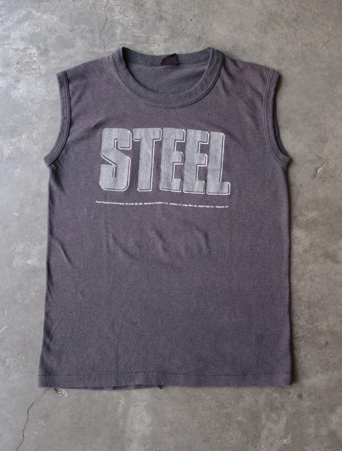 1990S STEEL TANK TOP