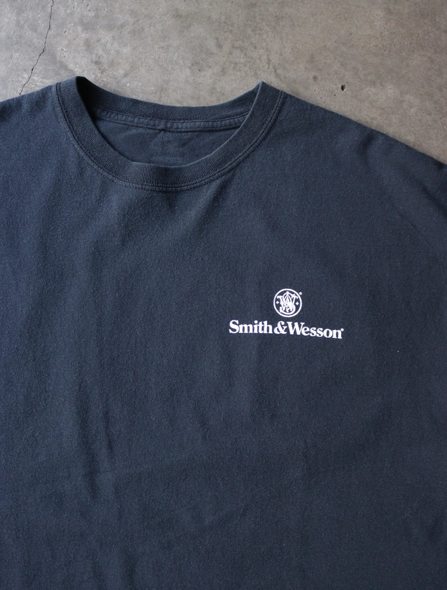 2000S SMITH AND WESSON TEE