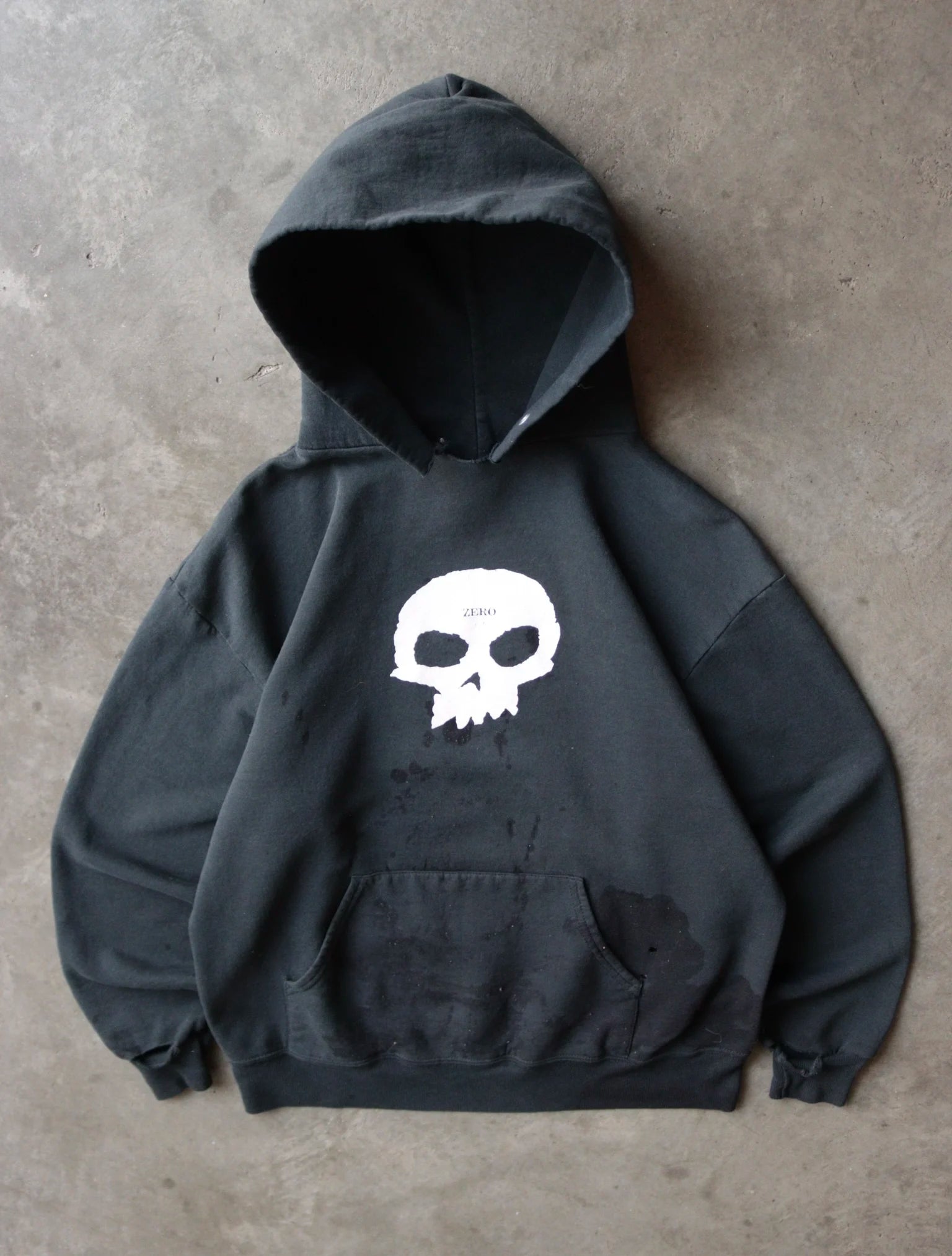 1990S ZERO SKULL HOODED SWEATSHIRT
