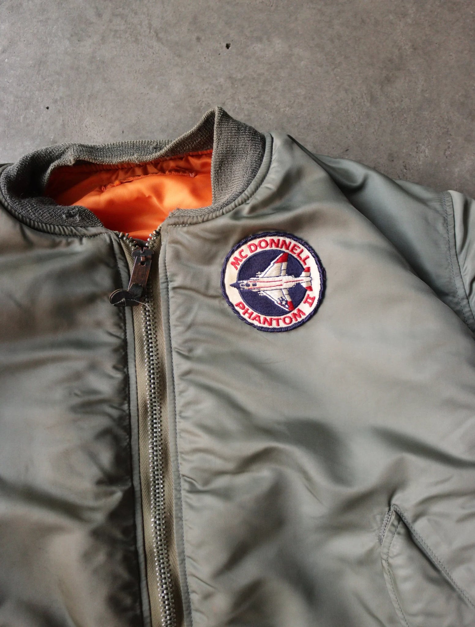 1970S MILITARY FLIGHT BOMBER