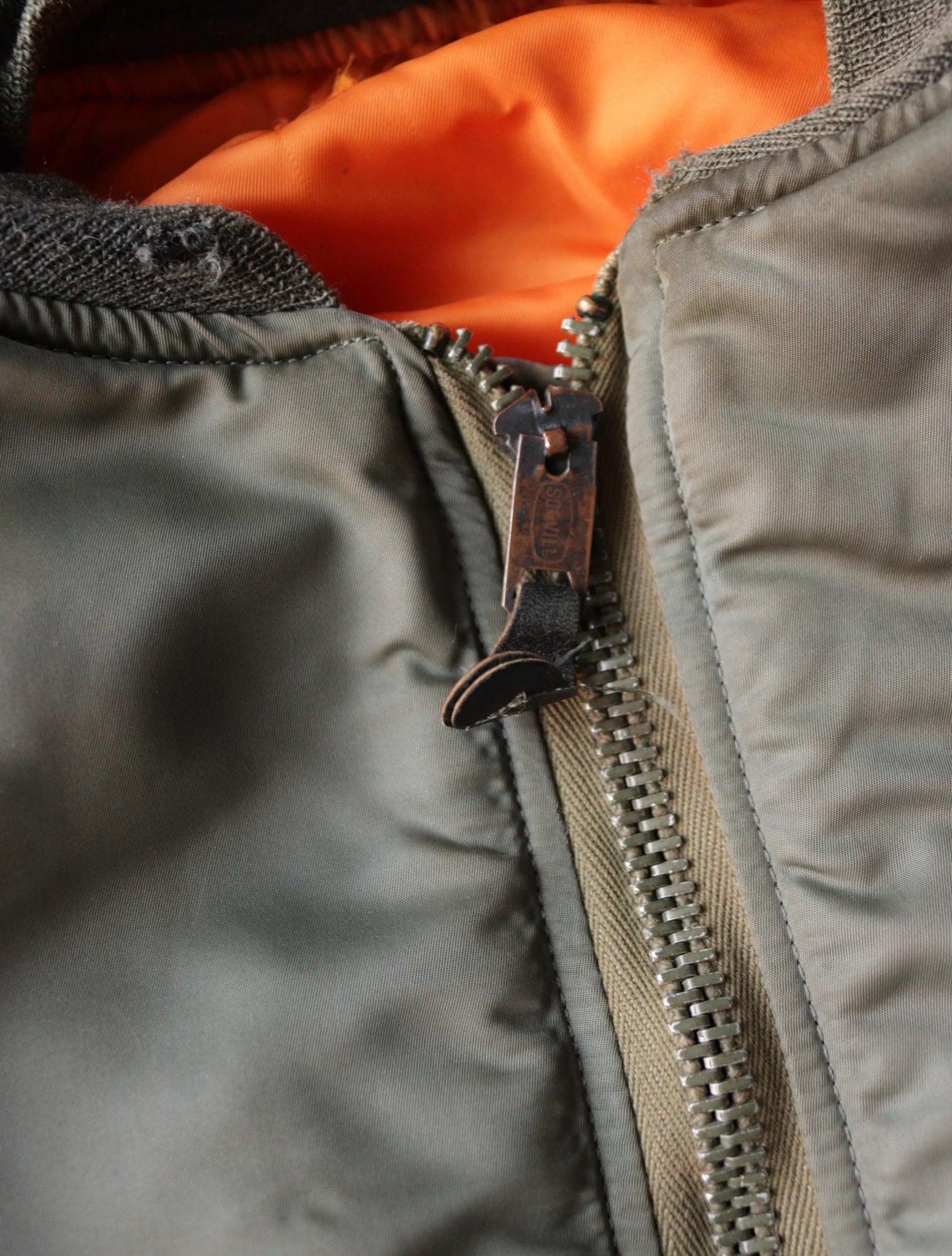 1970S MILITARY FLIGHT BOMBER