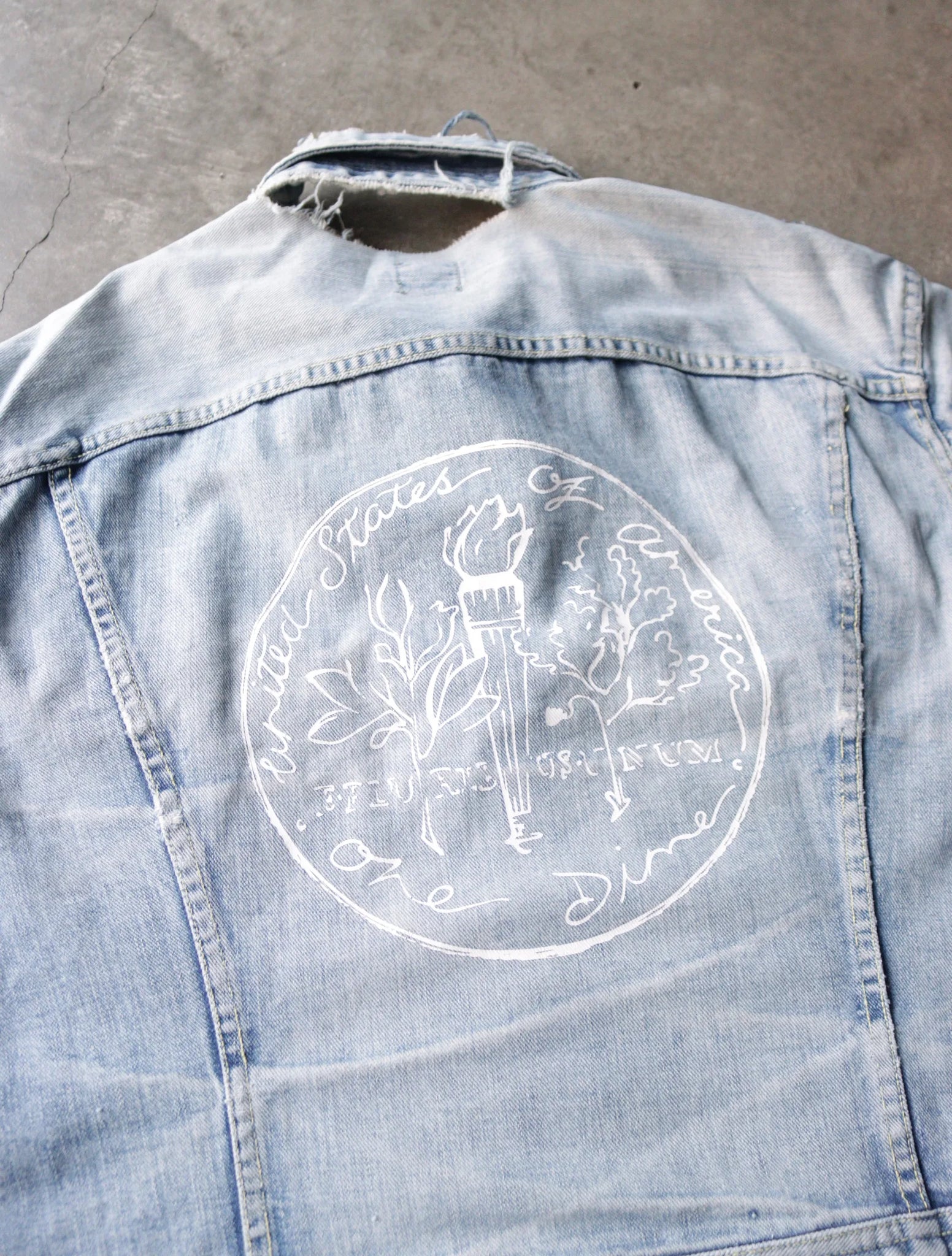 1970S LEE FADED DISTRESSED DENIM JACKET