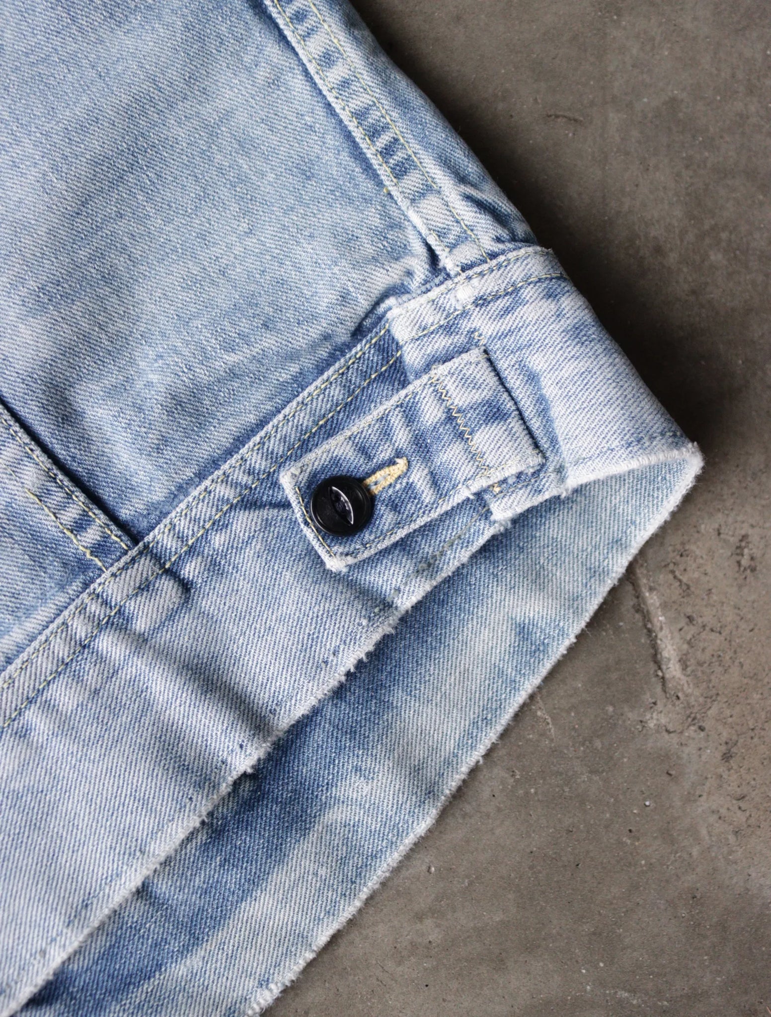 1970S LEE FADED DISTRESSED DENIM JACKET