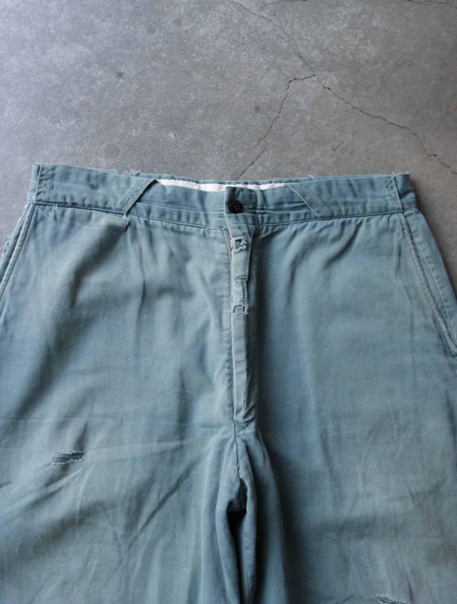 1980S THRASHED FADED ARMY PANTS