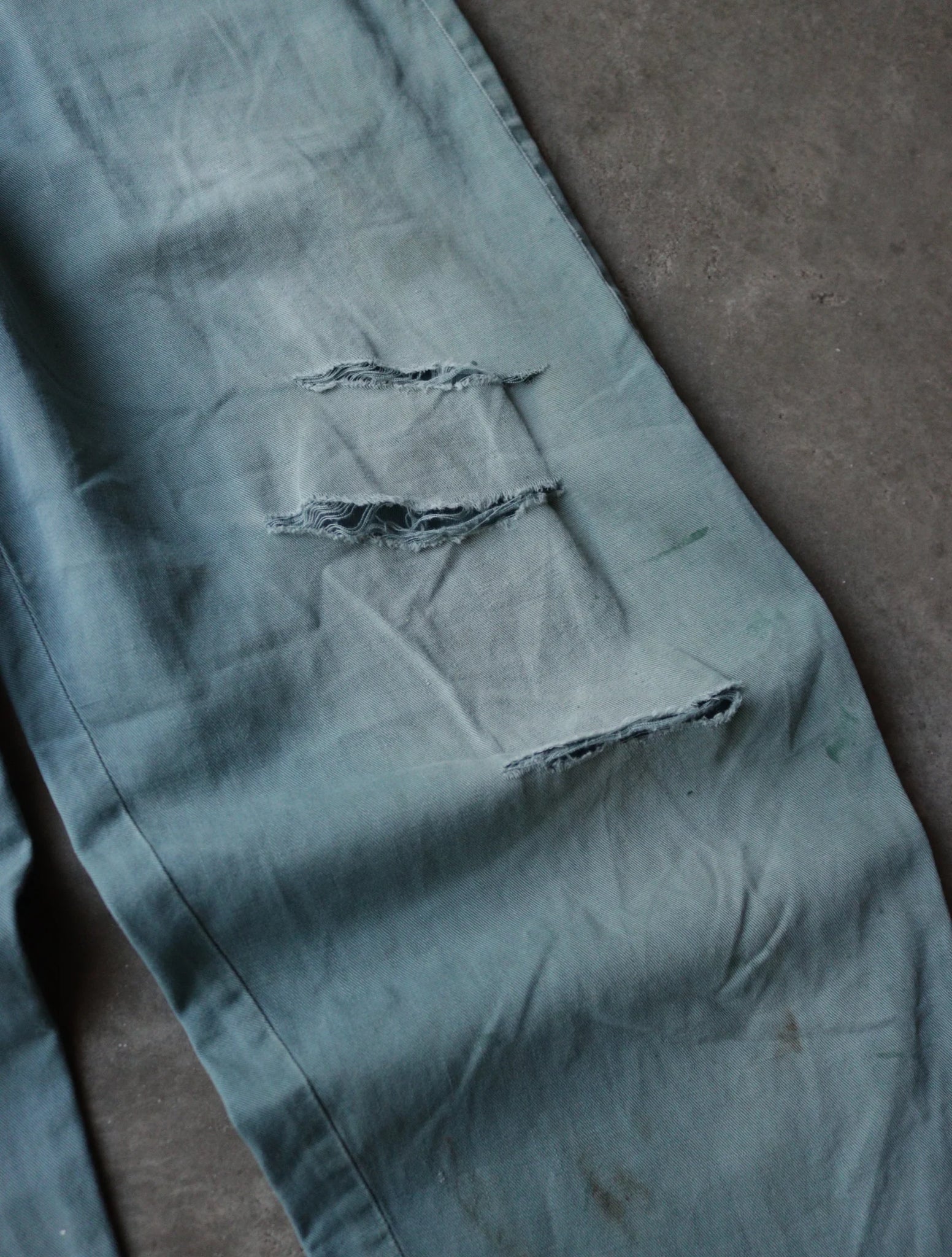 1980S THRASHED FADED ARMY PANTS