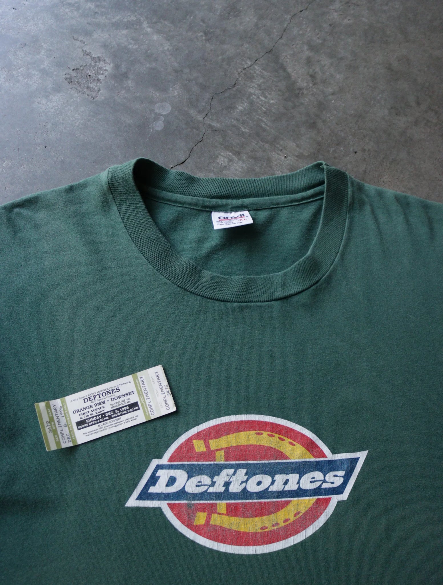2000S DEFTONES DICKIES BAND TEE + TICKET STUB