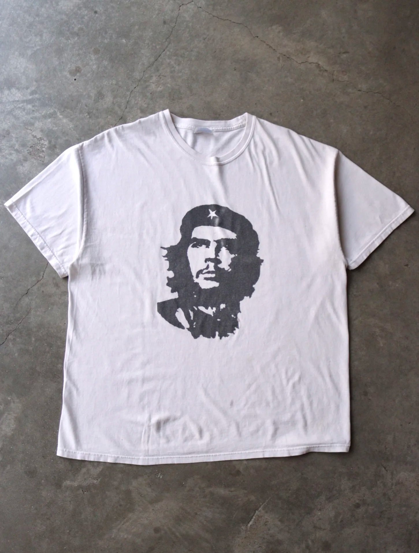 2000S CHE TEE