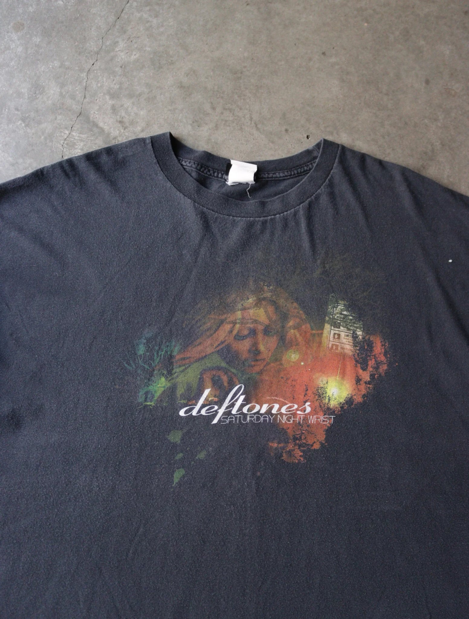 2000S DEFTONES SATURDAY NIGHT WRIST TEE