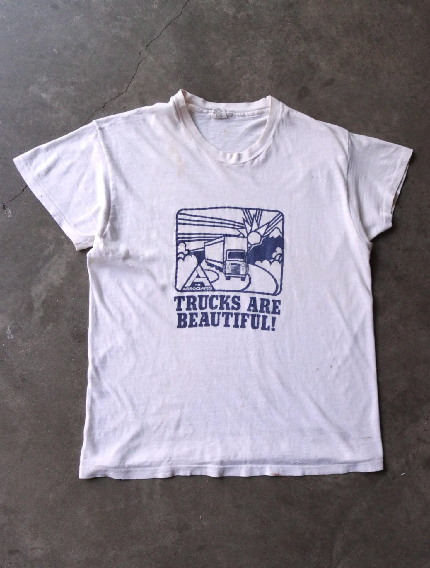 1980S TRUCKS ARE BEAUTIFUL TEE