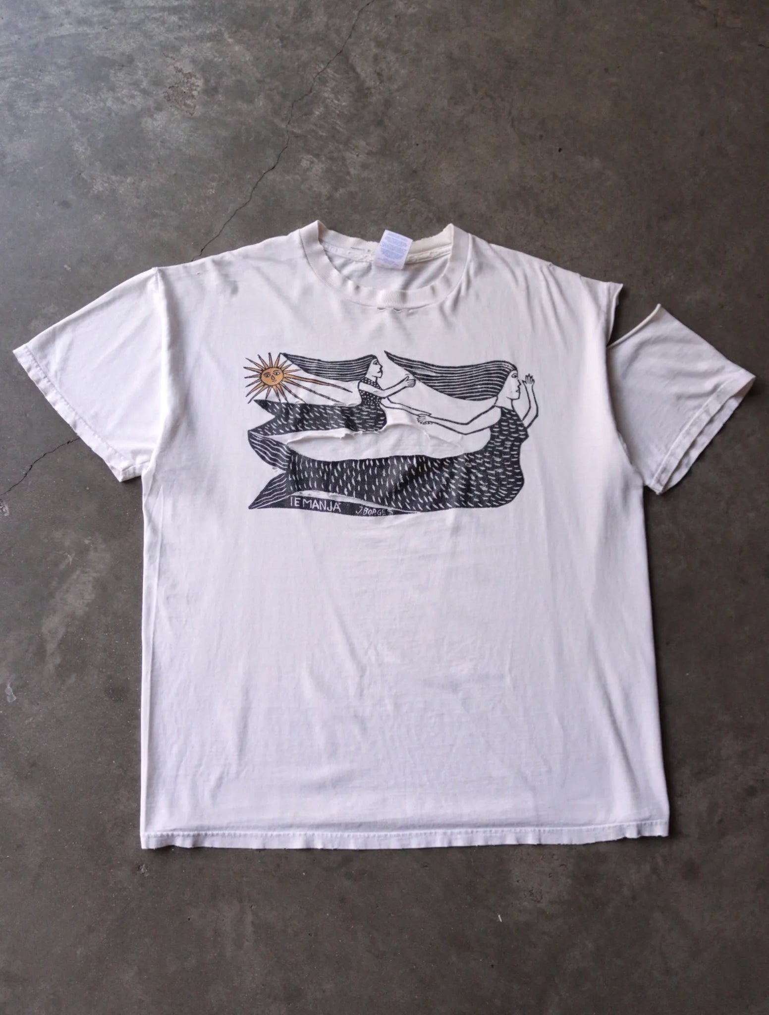 2000S DISTRESSED LE MANJA TEE