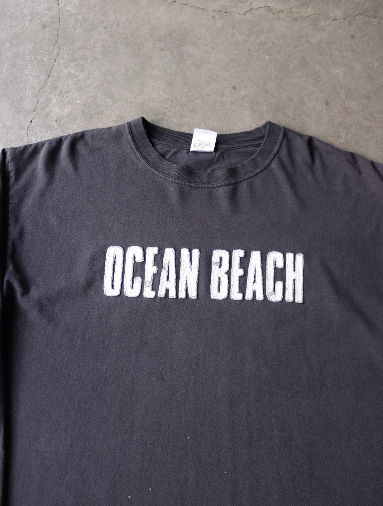 2000S OCEAN BEACH TEE