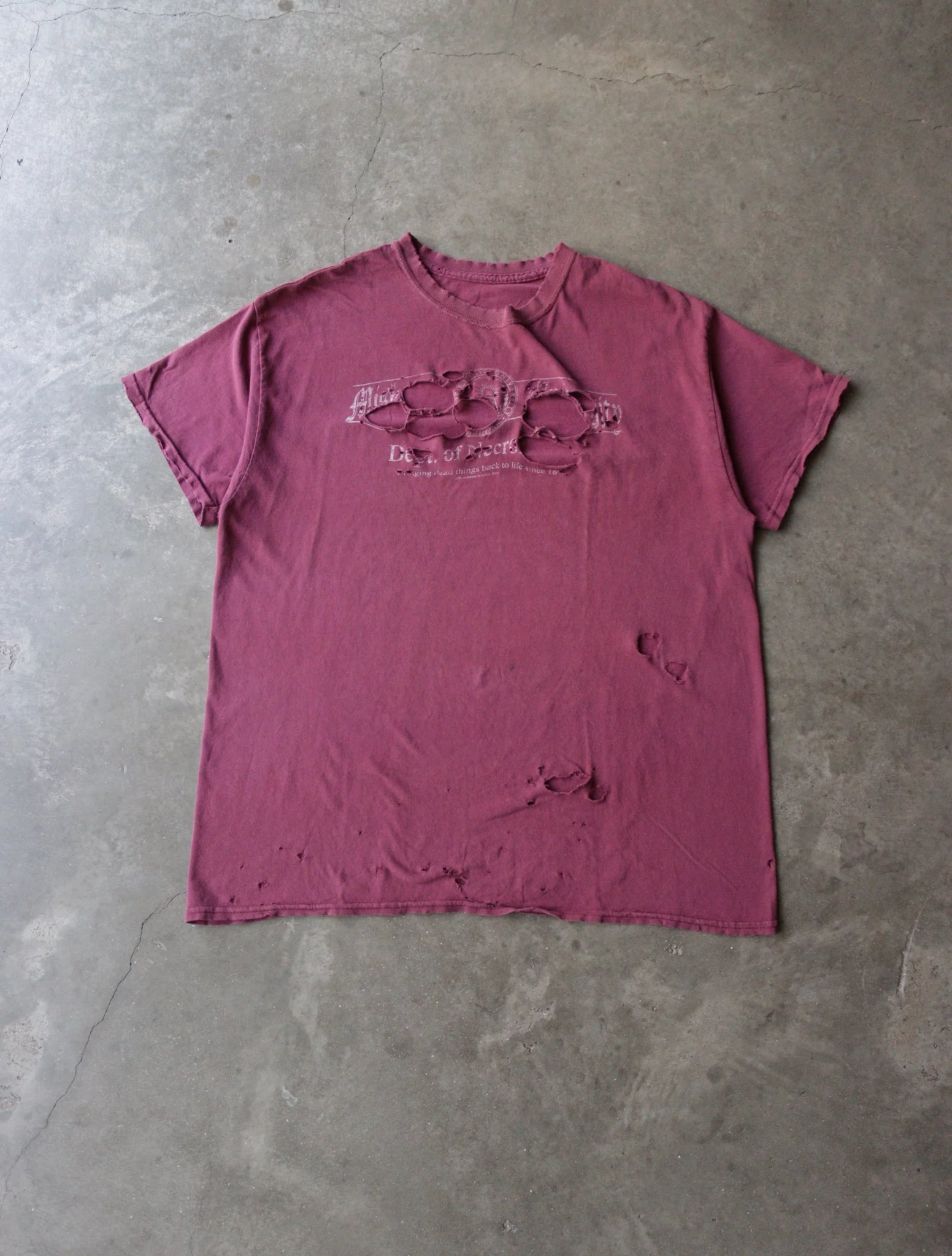 1990S THRASHED CHEST LOGO TEE