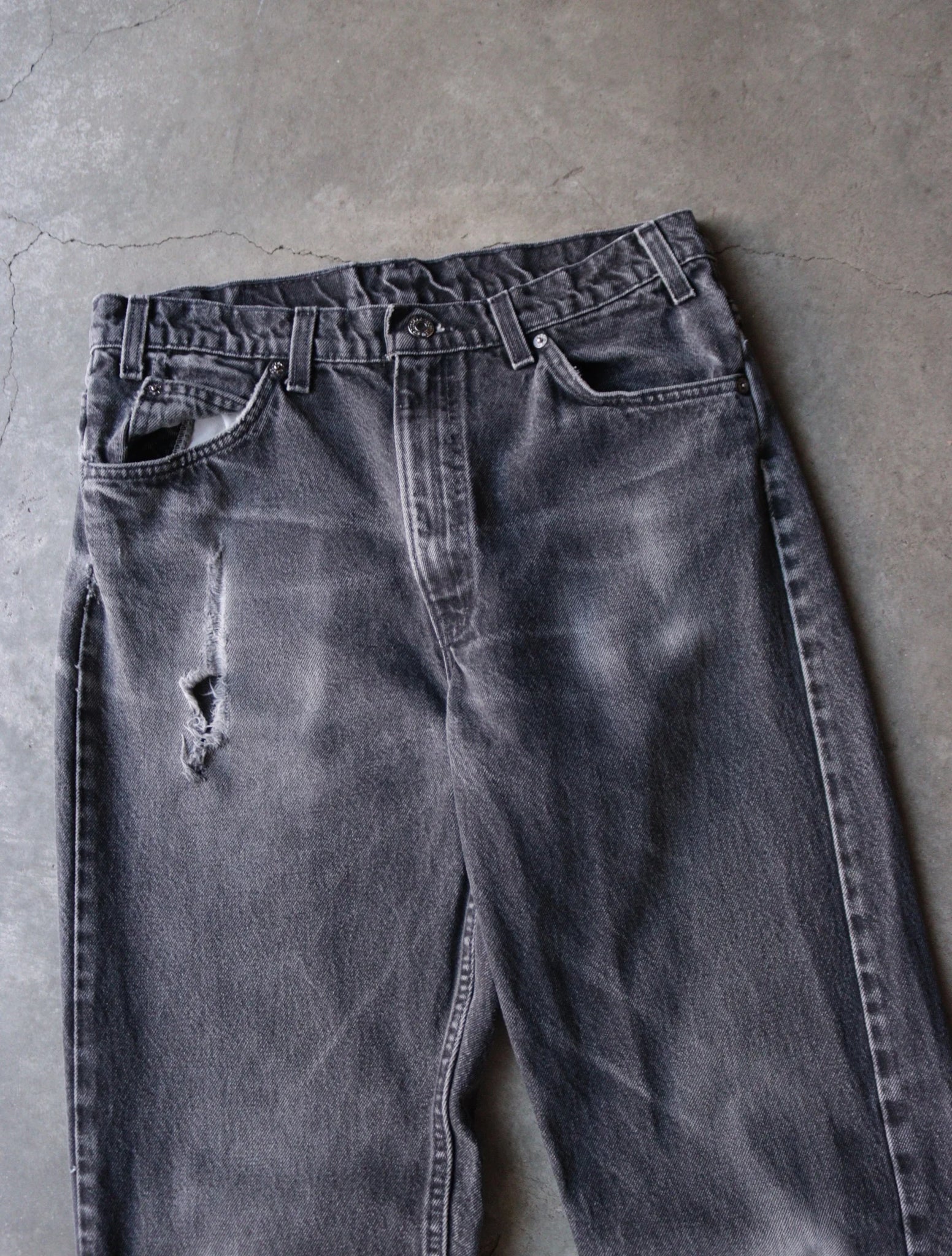 1980S FADED BLACK LEVIS 505 DENIM PANTS