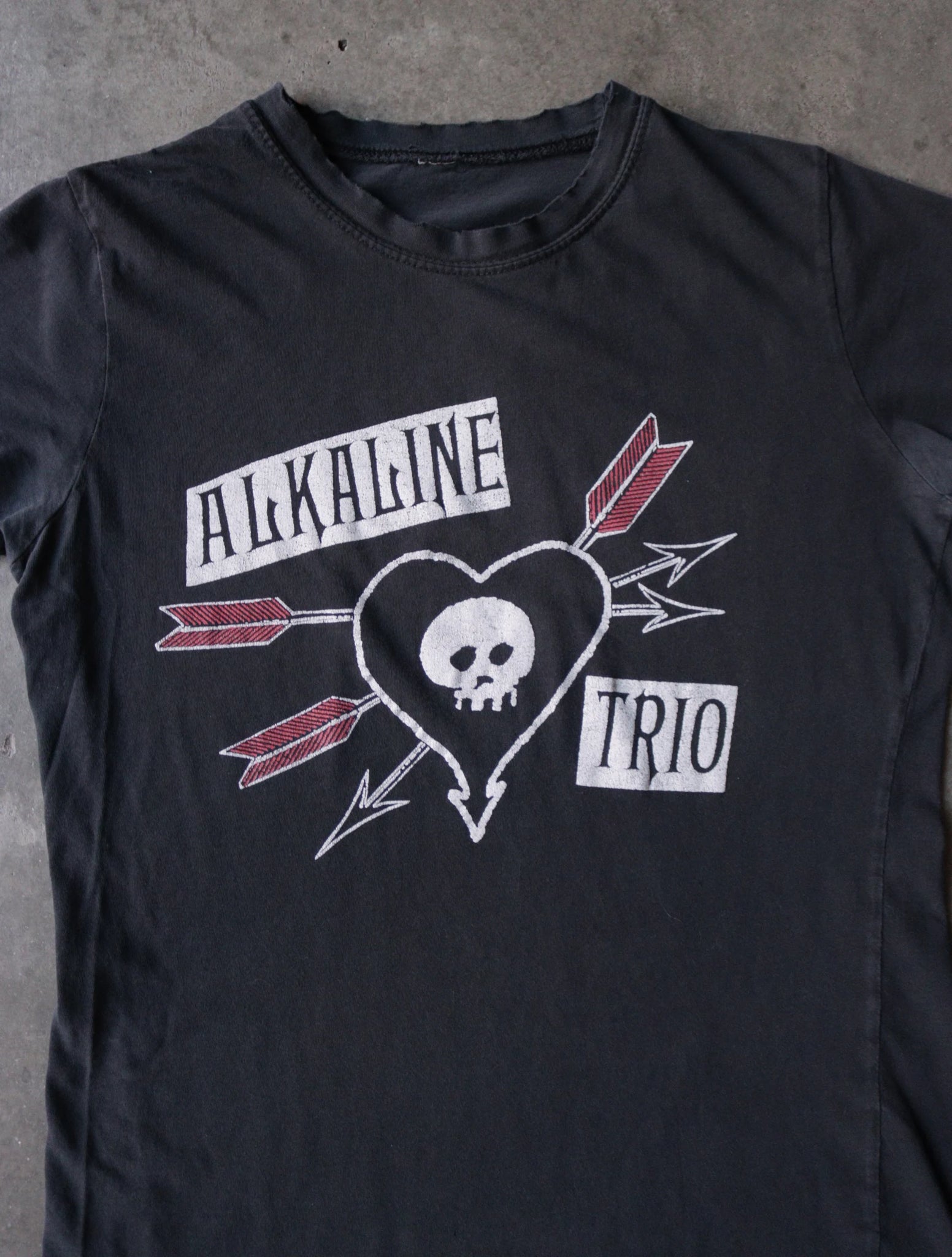 2000S ALKALINE TRIO BAND TEE