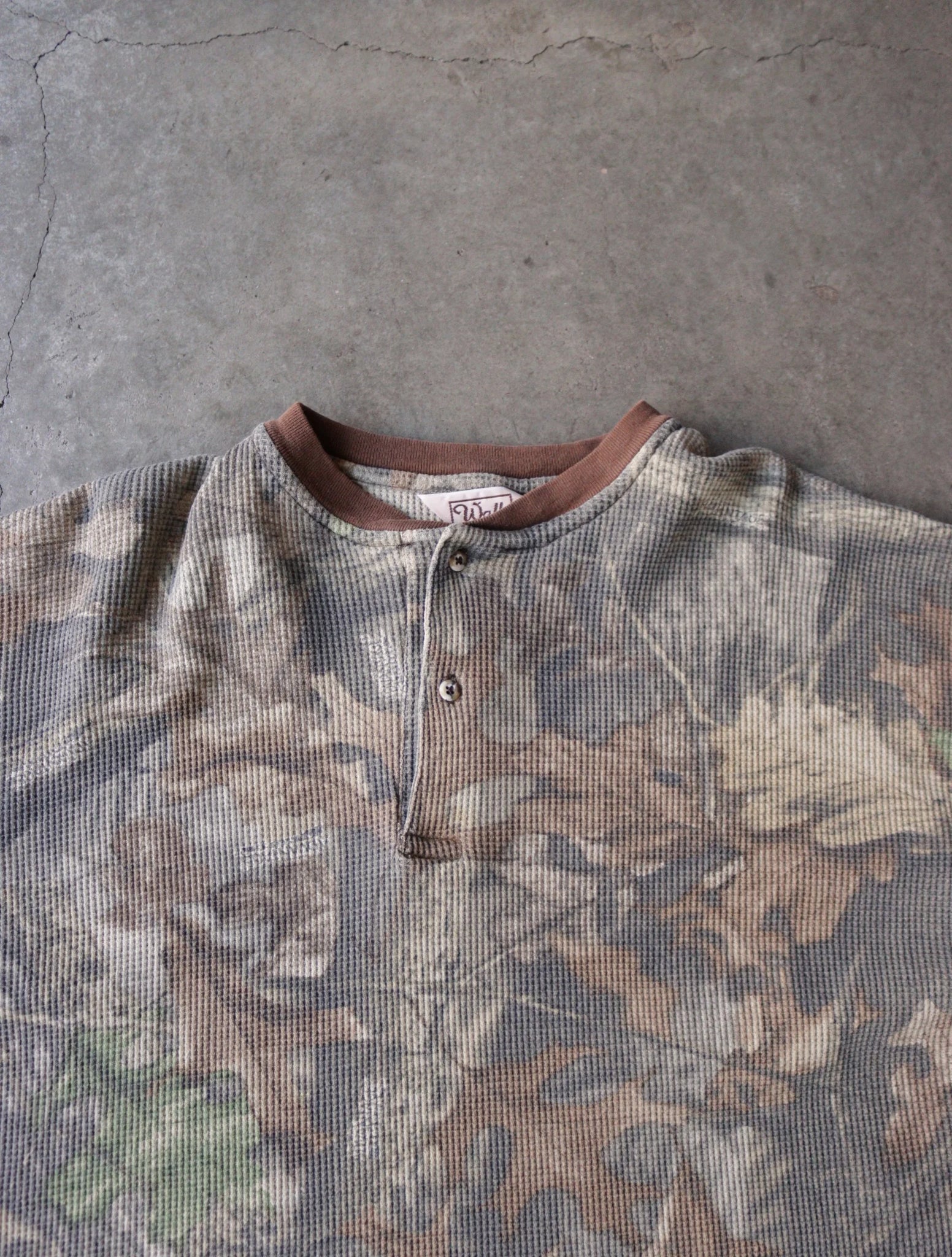 1990S CAMO THERMAL HENLEY