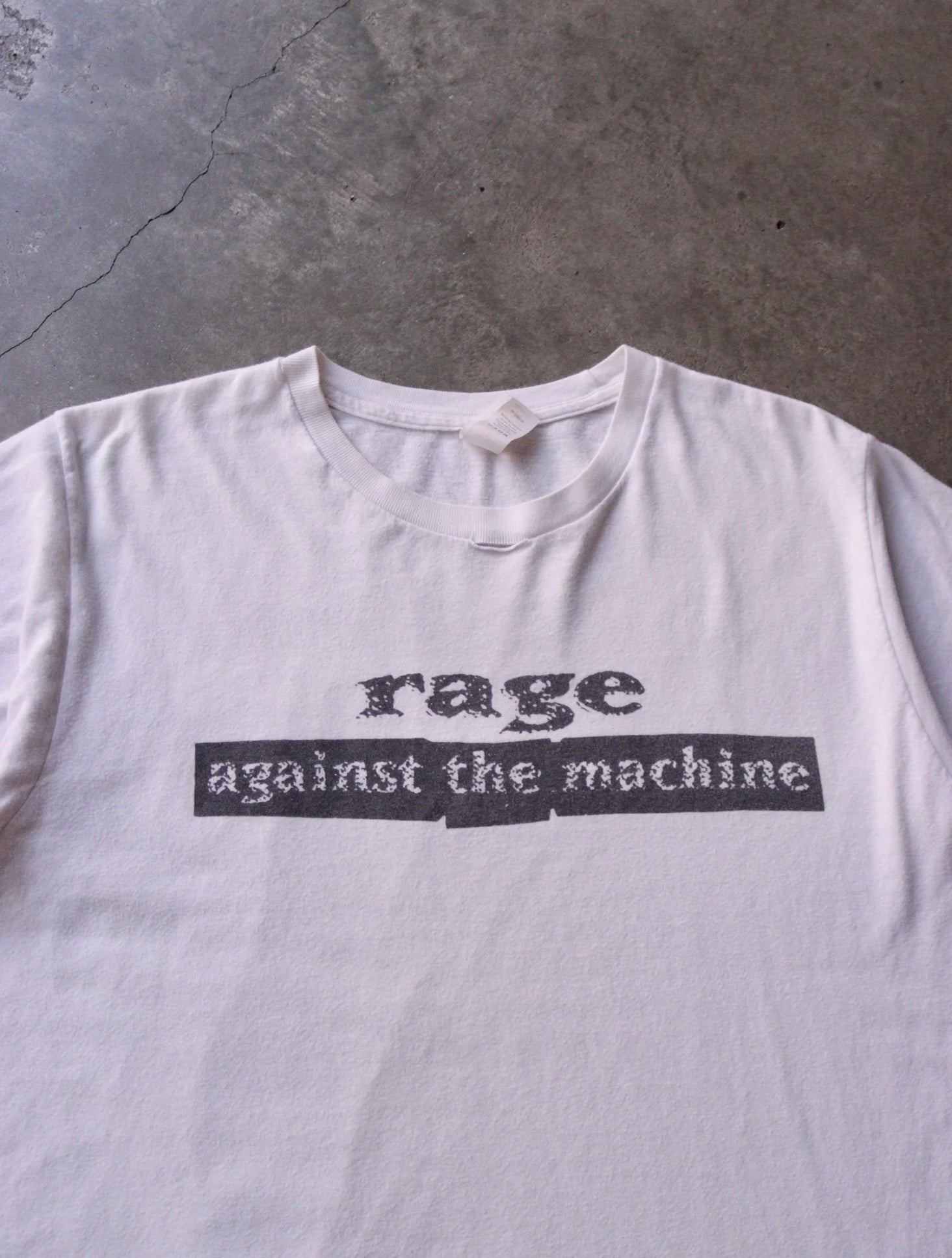 2000S RAGE AGAINST THE MACHINE TEE