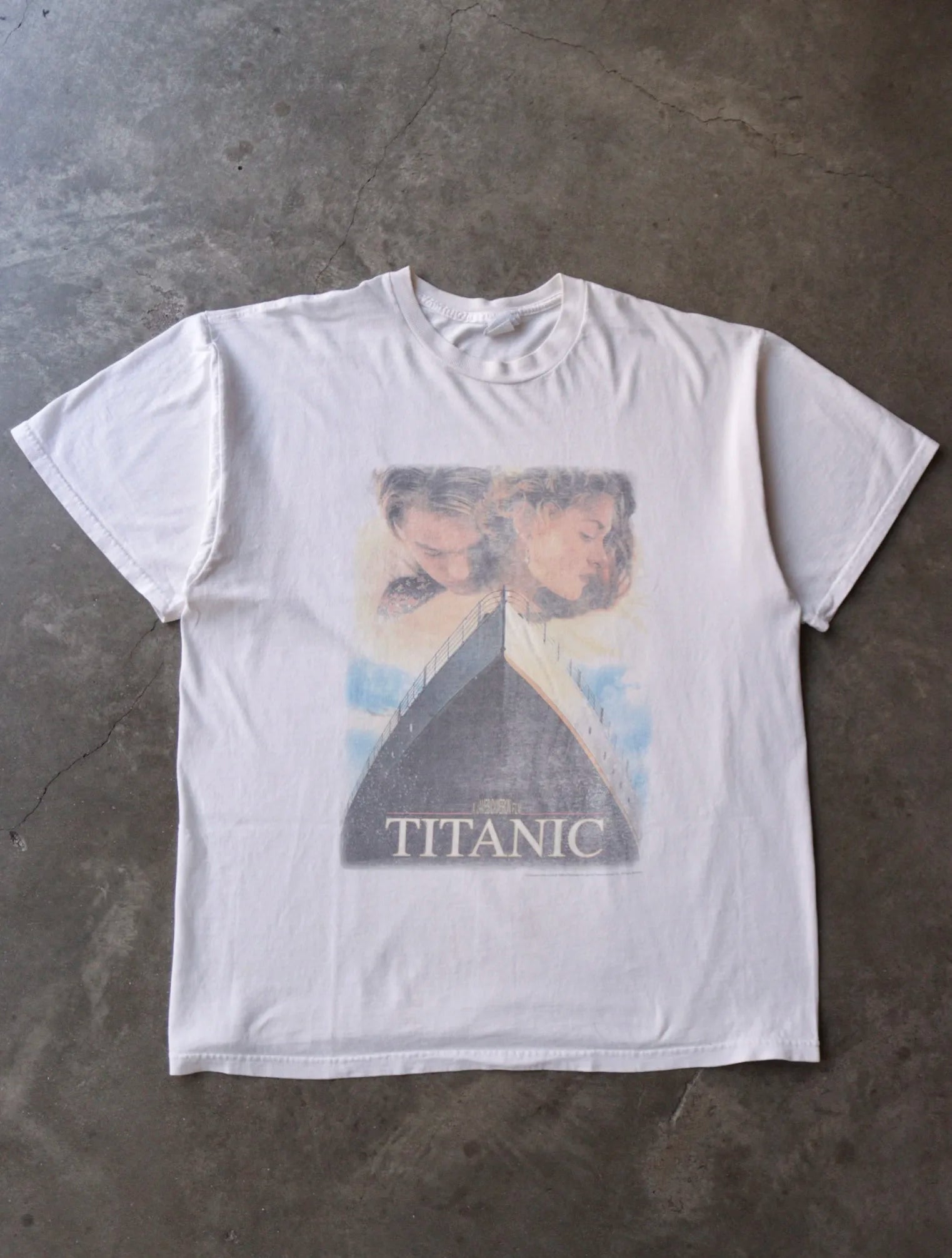 2000S FADED TITANIC TEE