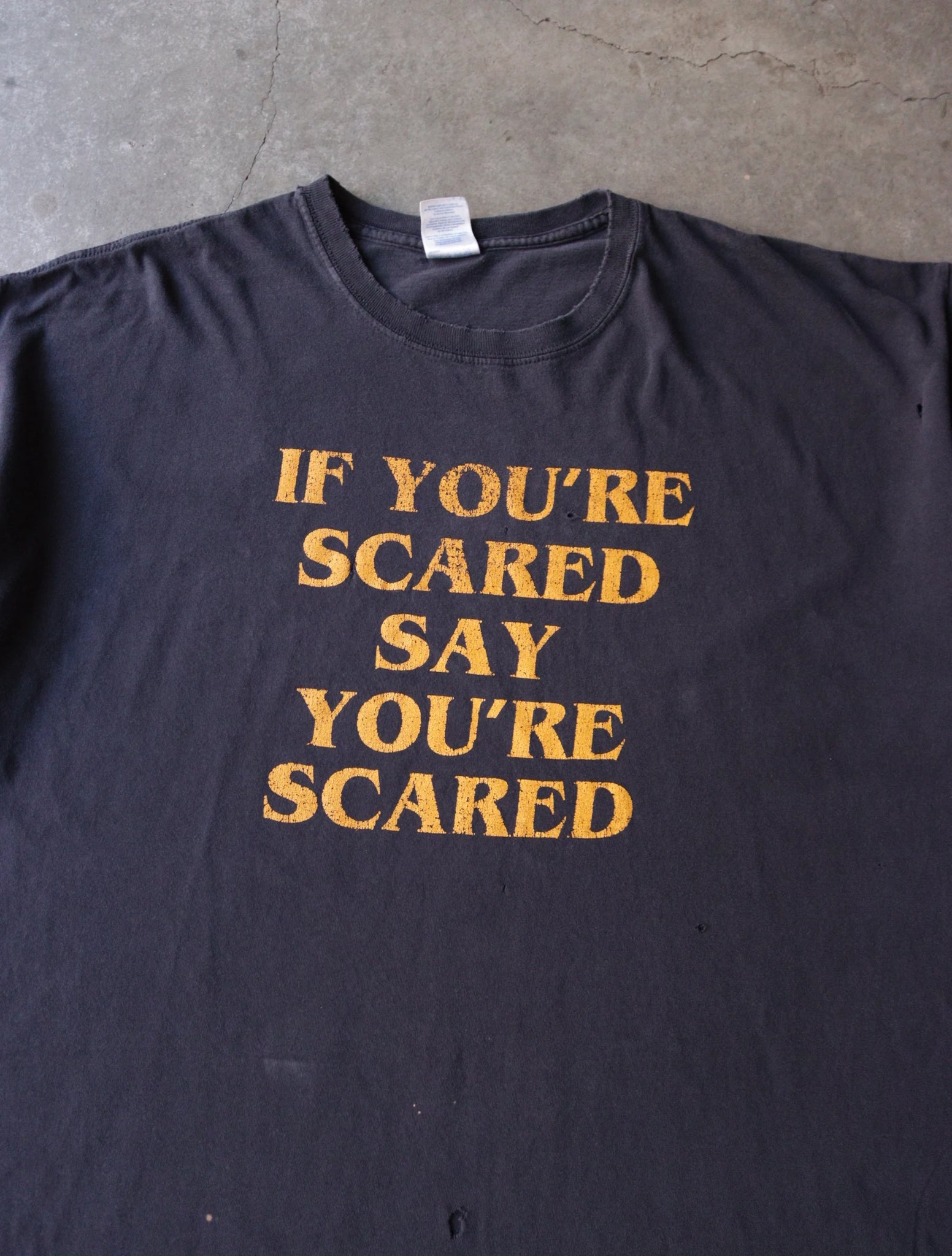 2000S SCARED TEE