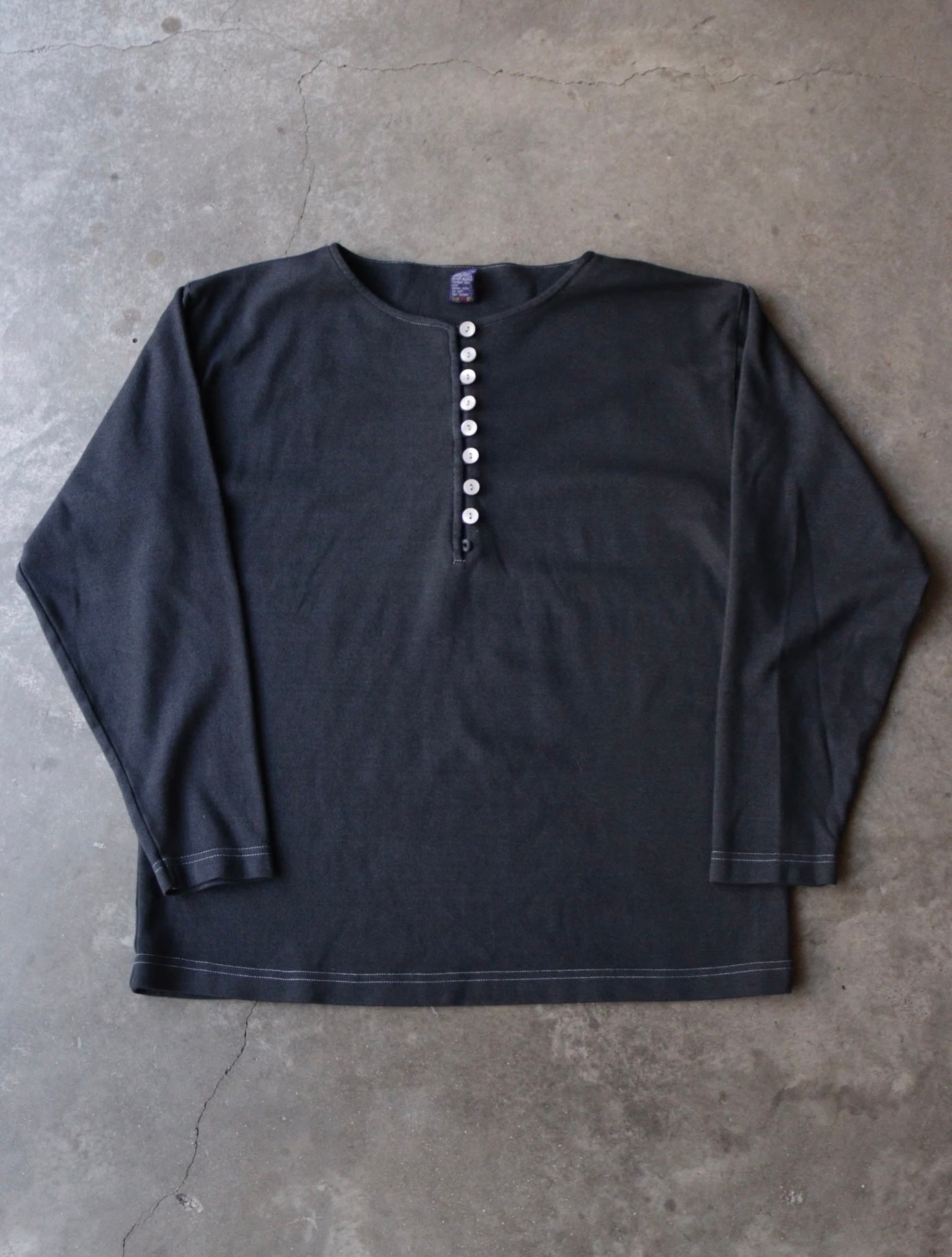 1990S OVERDYED BUTTON UP HENLEY SHIRT