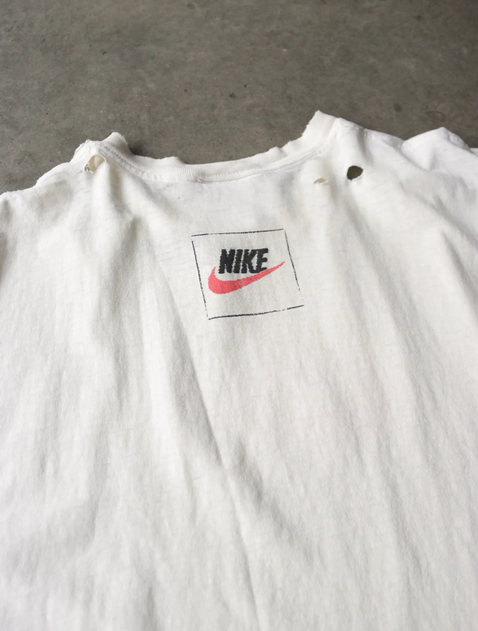 1990S NIKE TEE