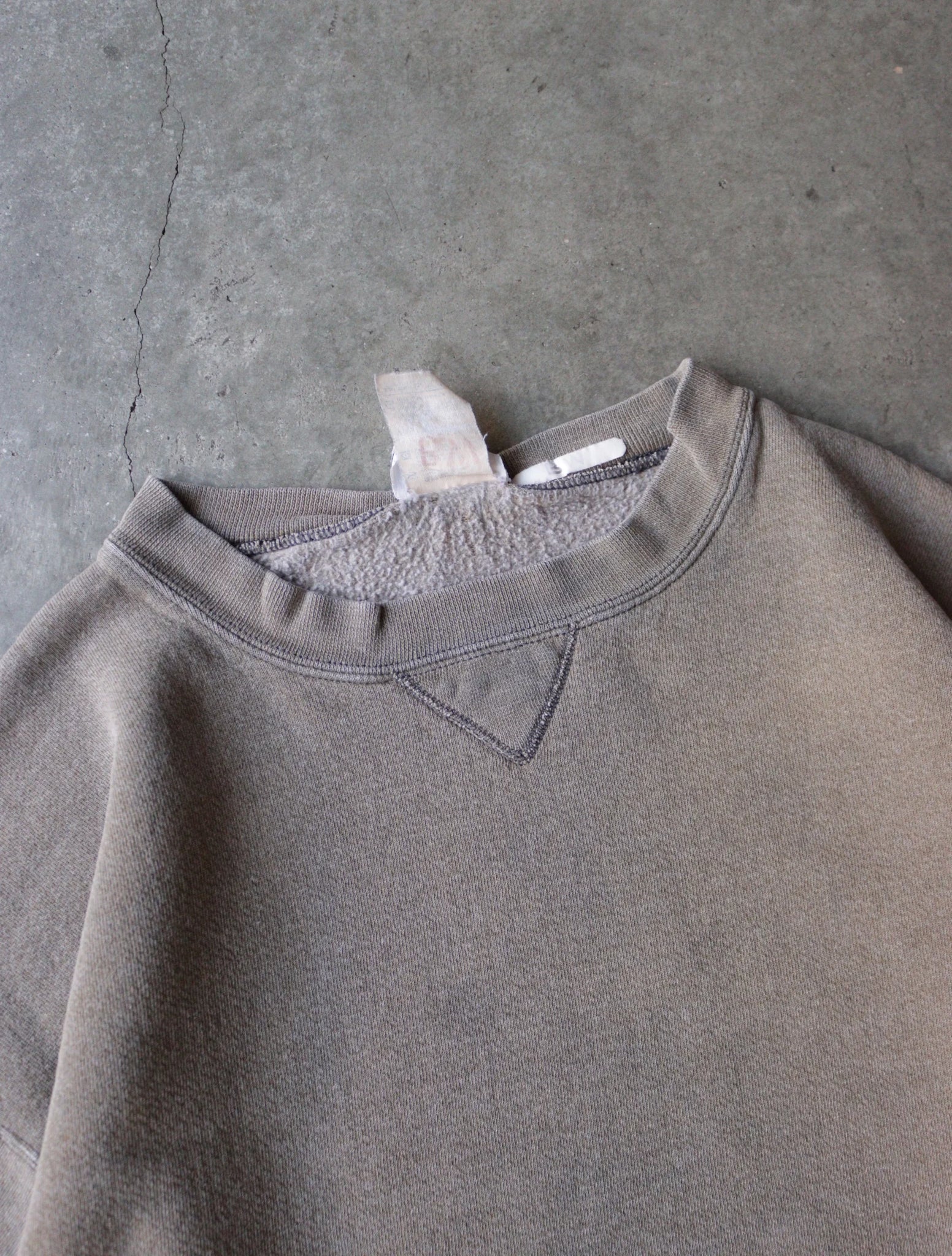 1990S RUSSELL SWEATSHIRT