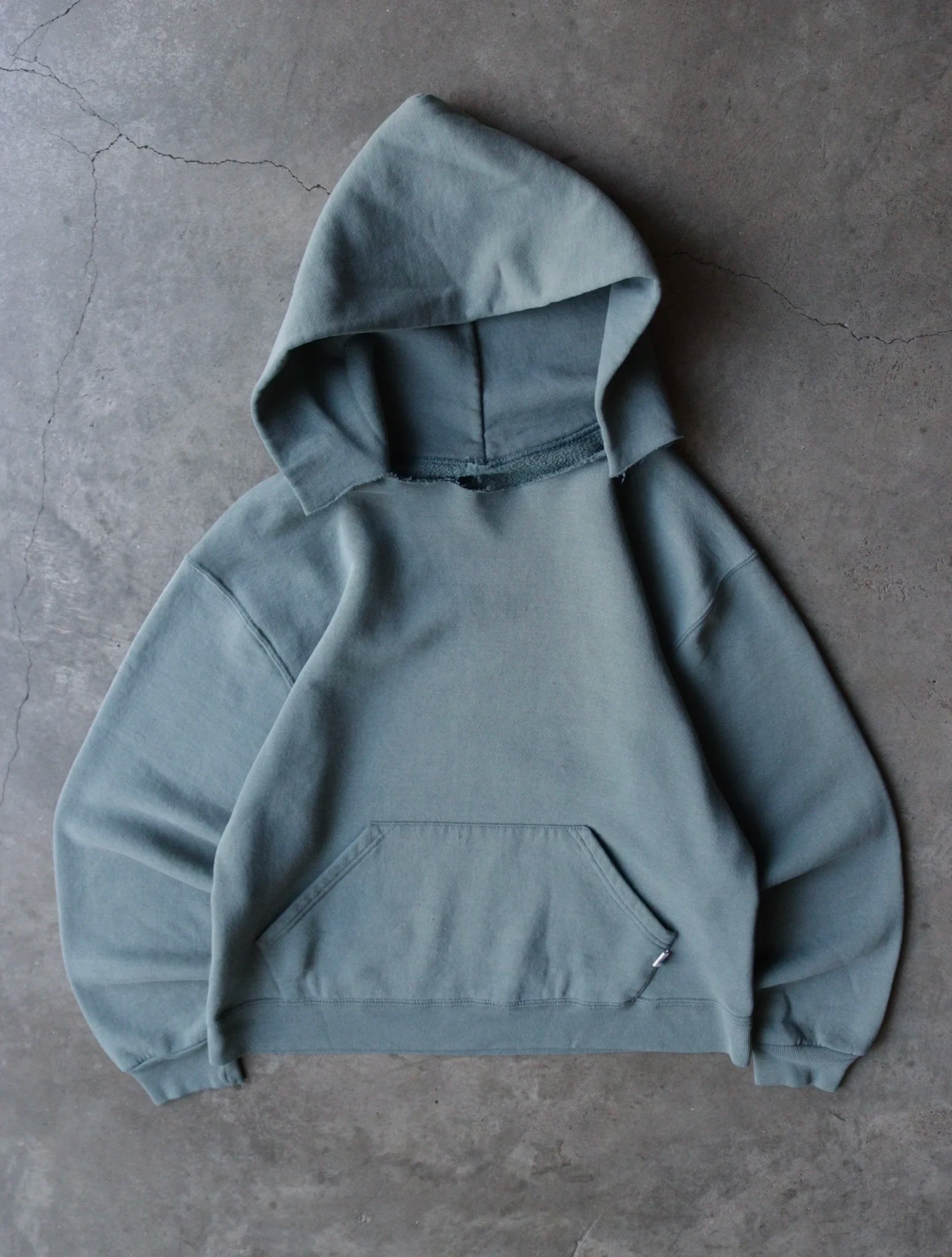 1990S GREEN RUSSELL HOODED SWEATSHIRT