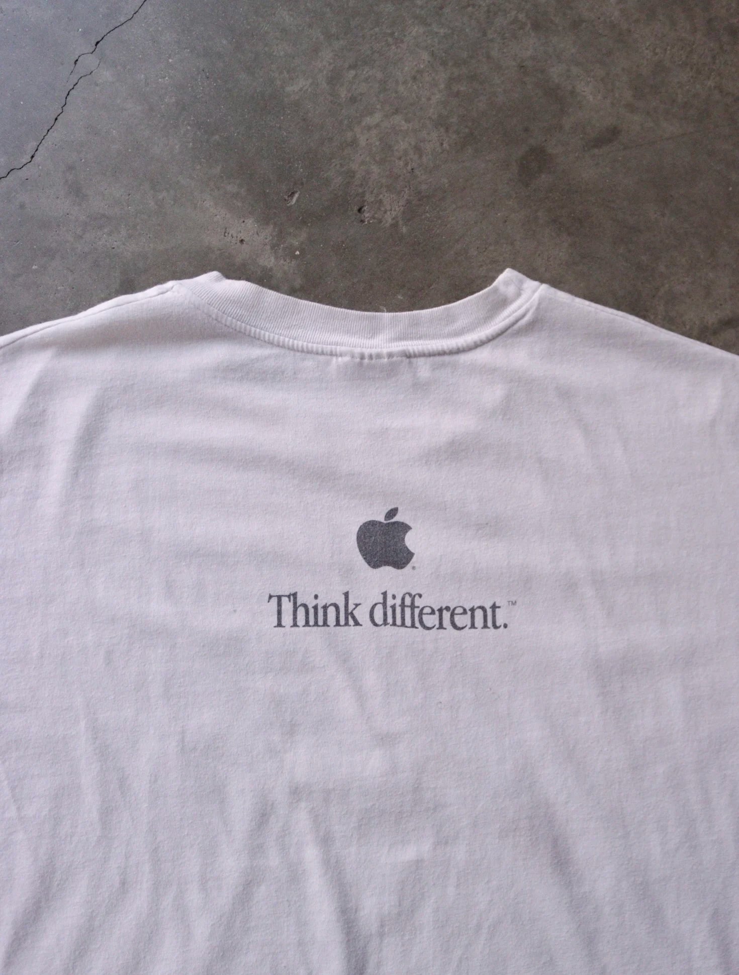 1990S APPLE YUM TEE