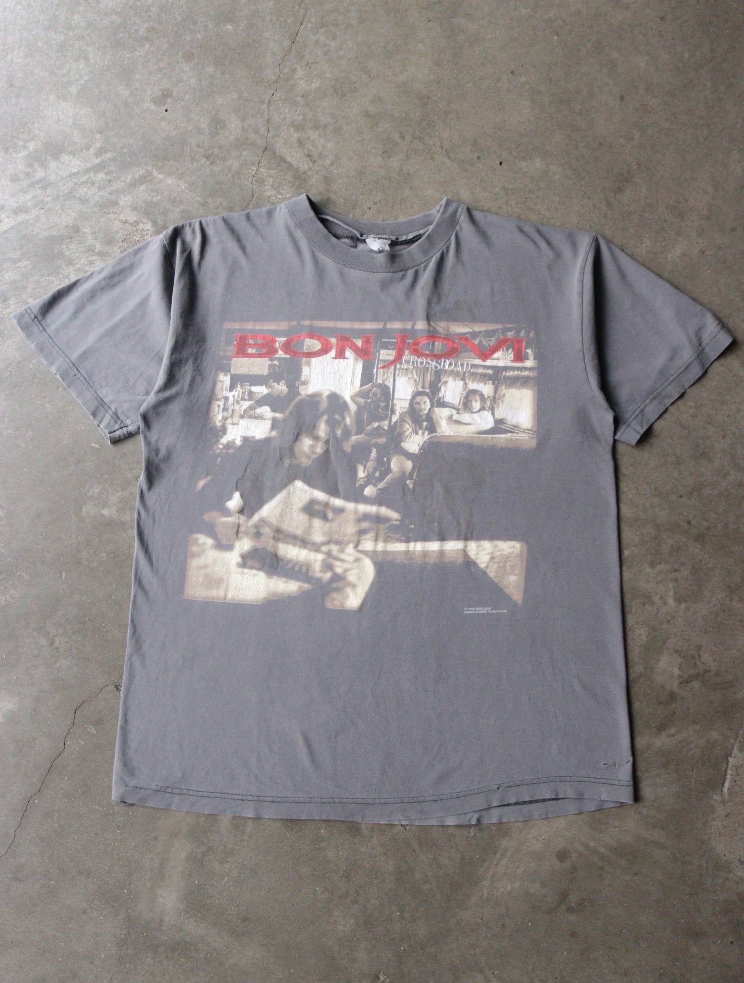 1990S BON JOVI FADED BAND TEE